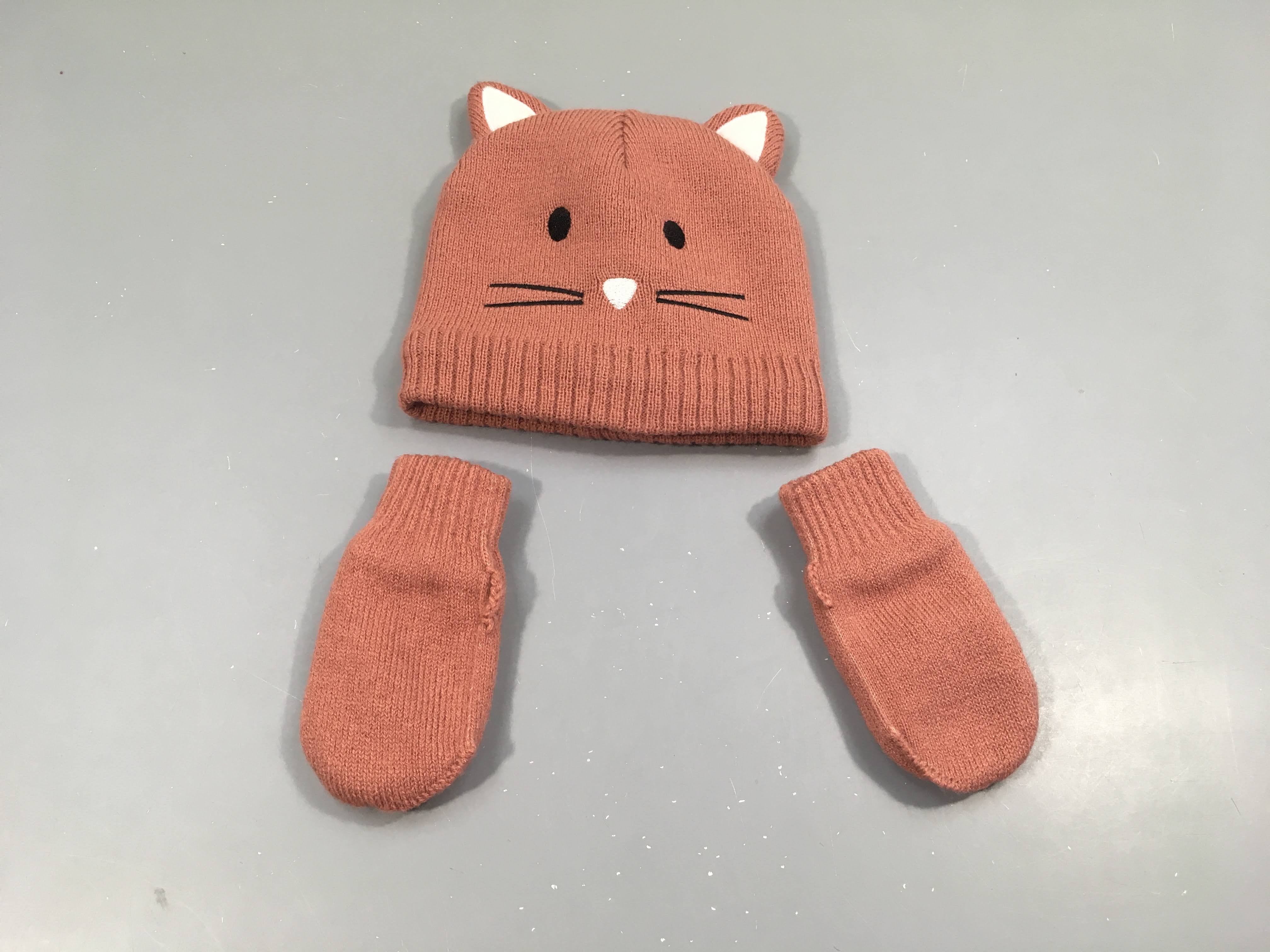 Ensemble bonnet tête de chat, moufles vieux rose, intéieur polar