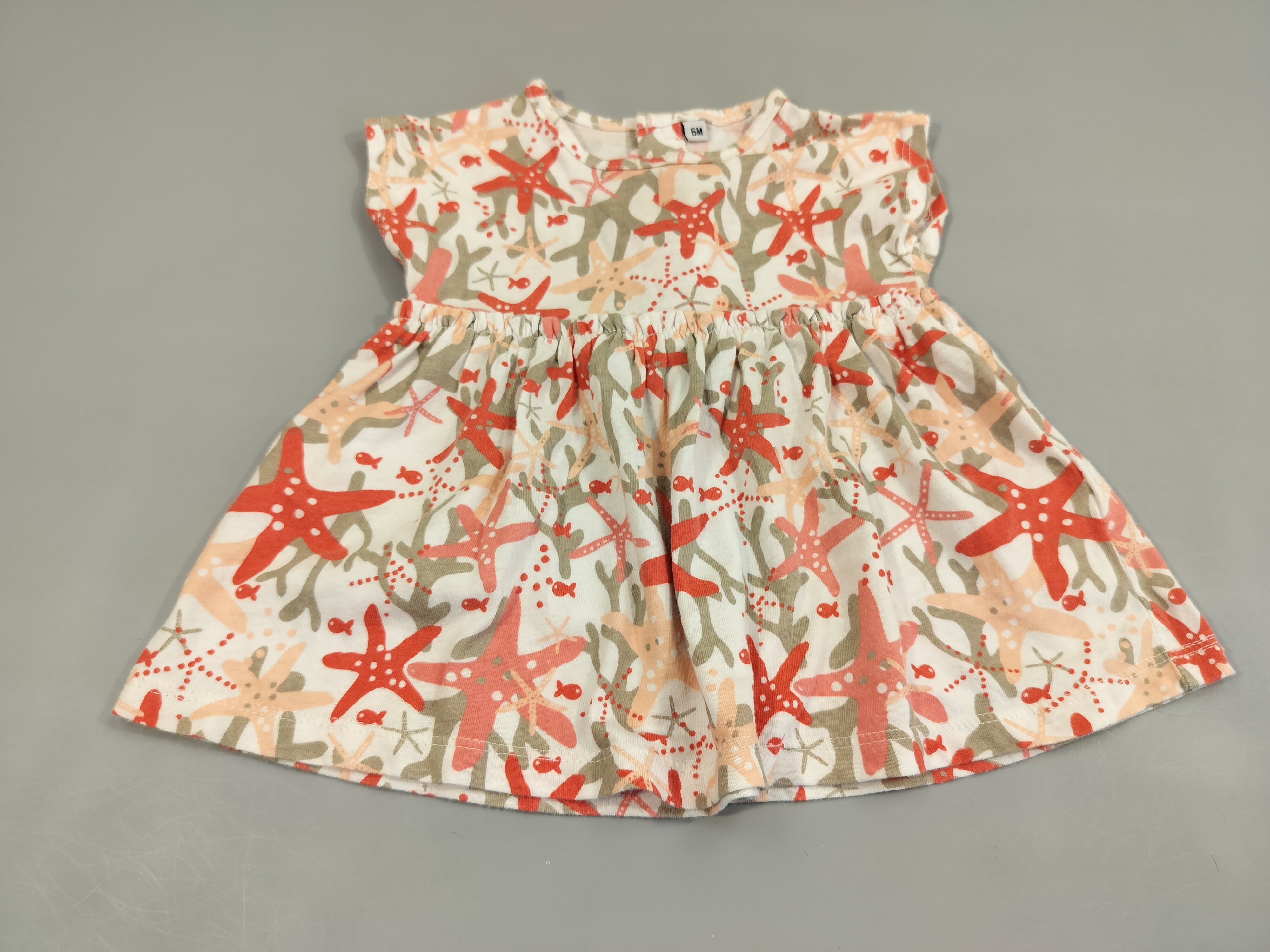 Robe m.c blanche motifs gris, roses