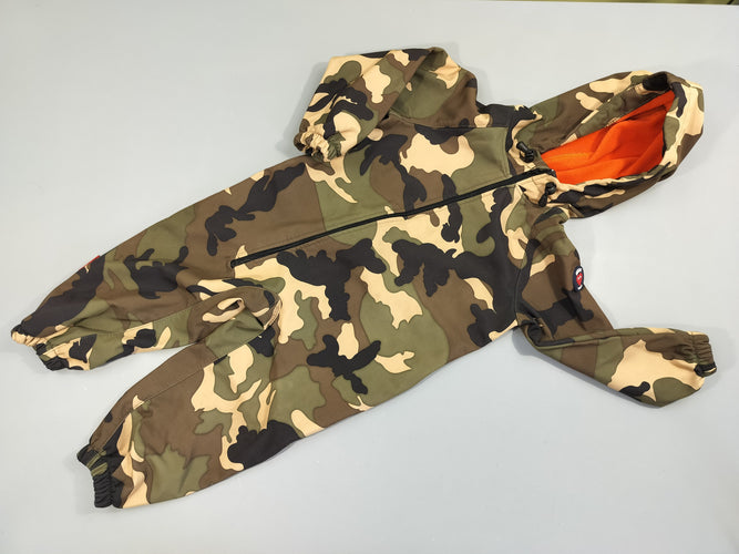 Combinaison ml imperméable , camoufflage , intérieur molletonné  https://ielm.fr/waterproof-softshell-overall-comfy-skogskamouflage-jumpsuit, moins cher chez Petit Kiwi