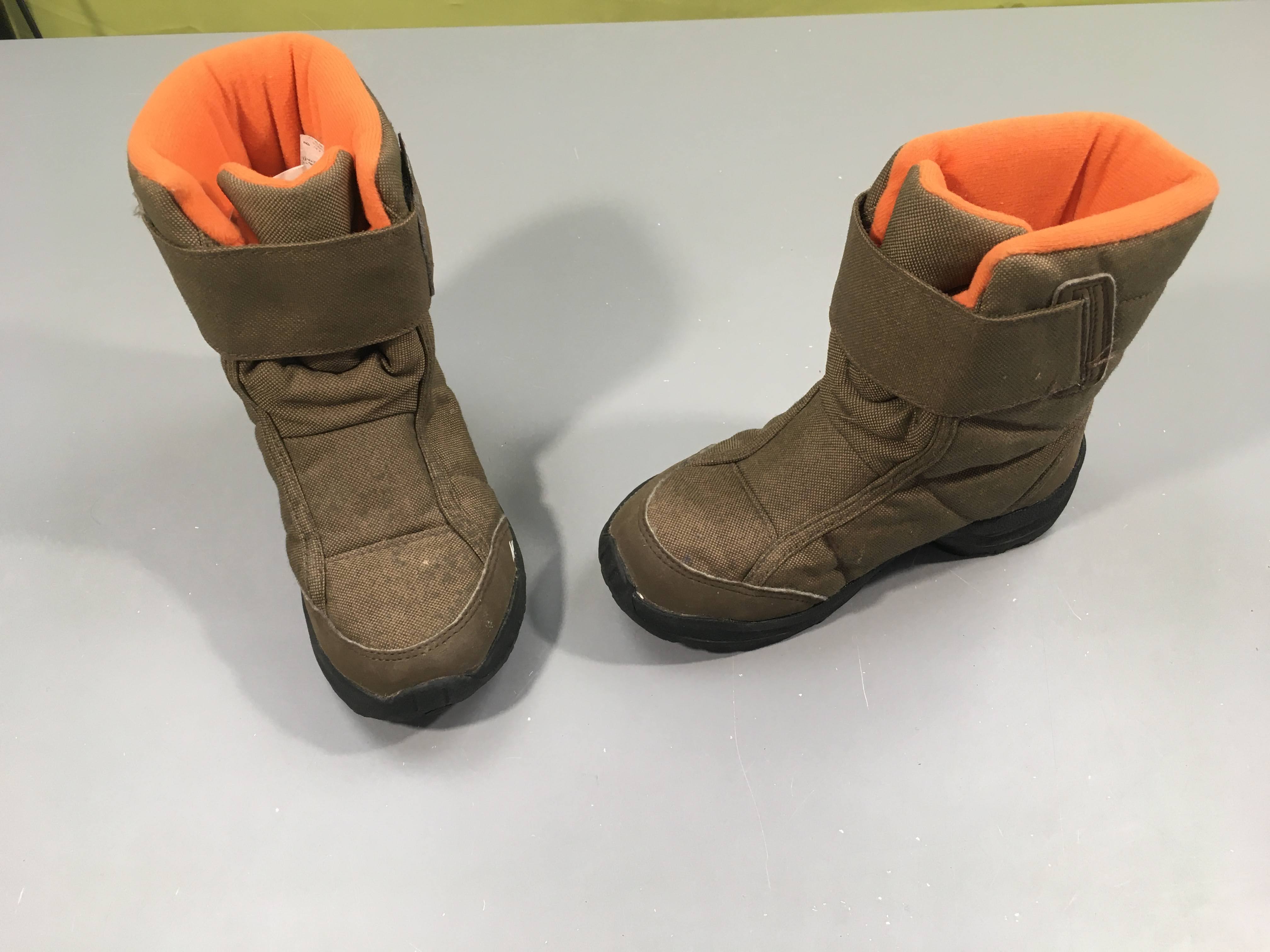 Bottes de  neige brun kaki , intérieur orange 