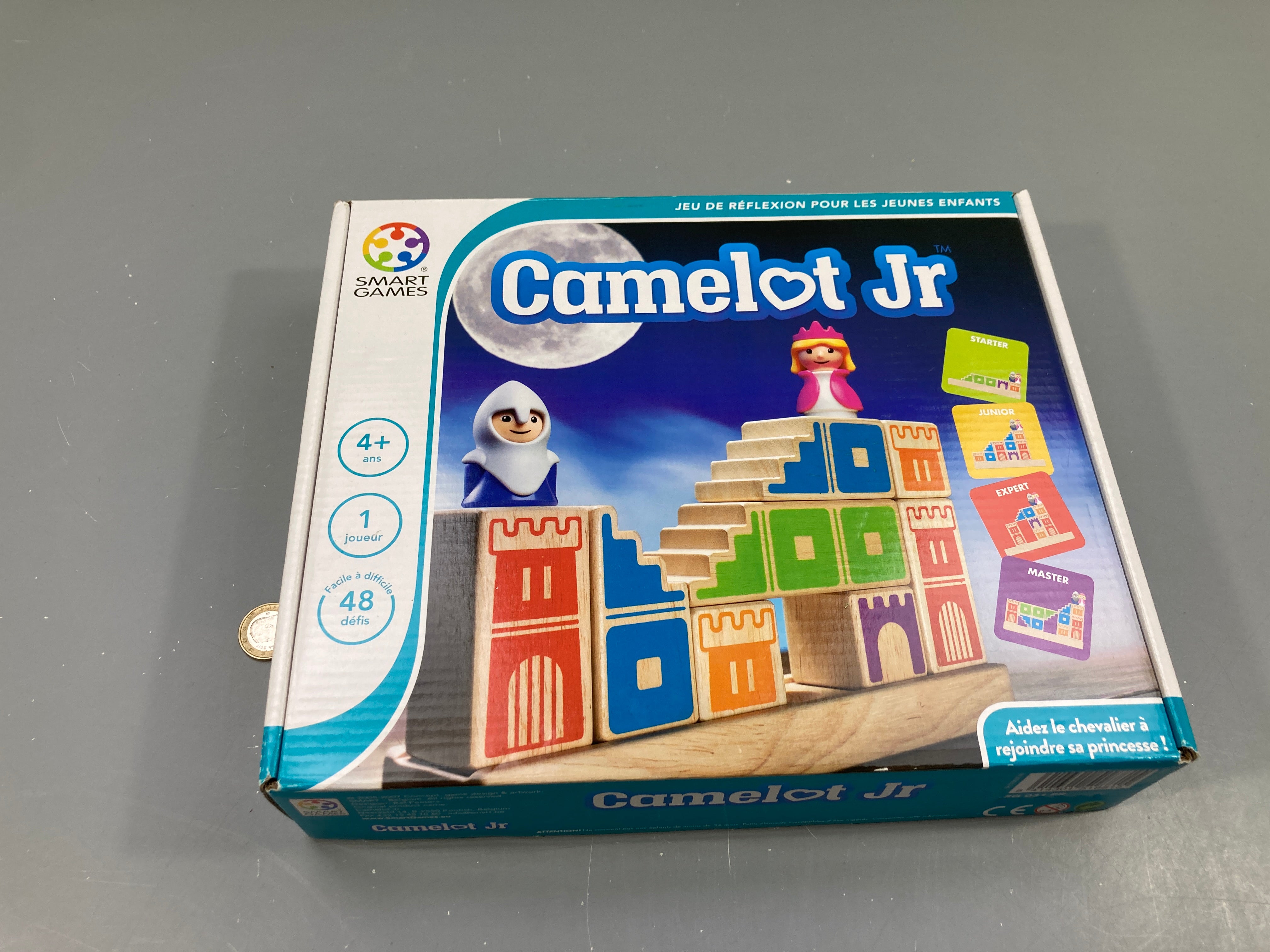 Complet Smart Games. Camelot Jr . Jeu de réflexion + 4a