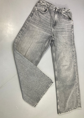Jeans Staight leg gris clair légère tache jambe D, moins cher chez Petit Kiwi