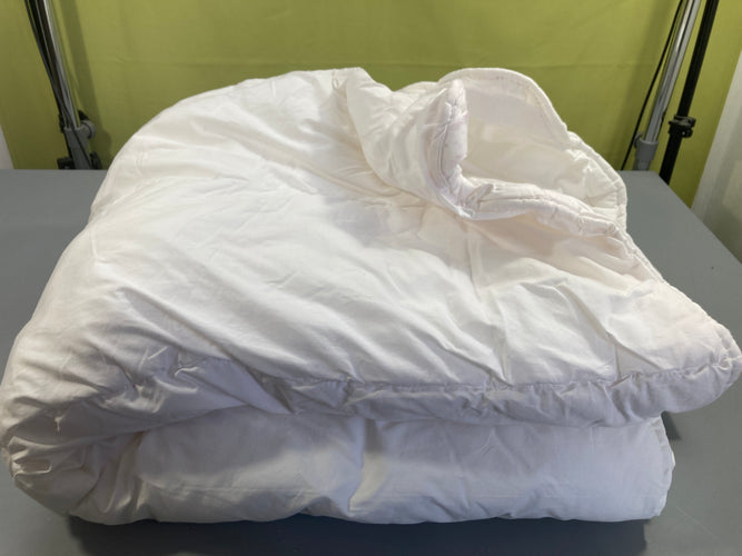 2 couettes assemblables, 1 été - 1 hiver, 120x60cm, moins cher chez Petit Kiwi