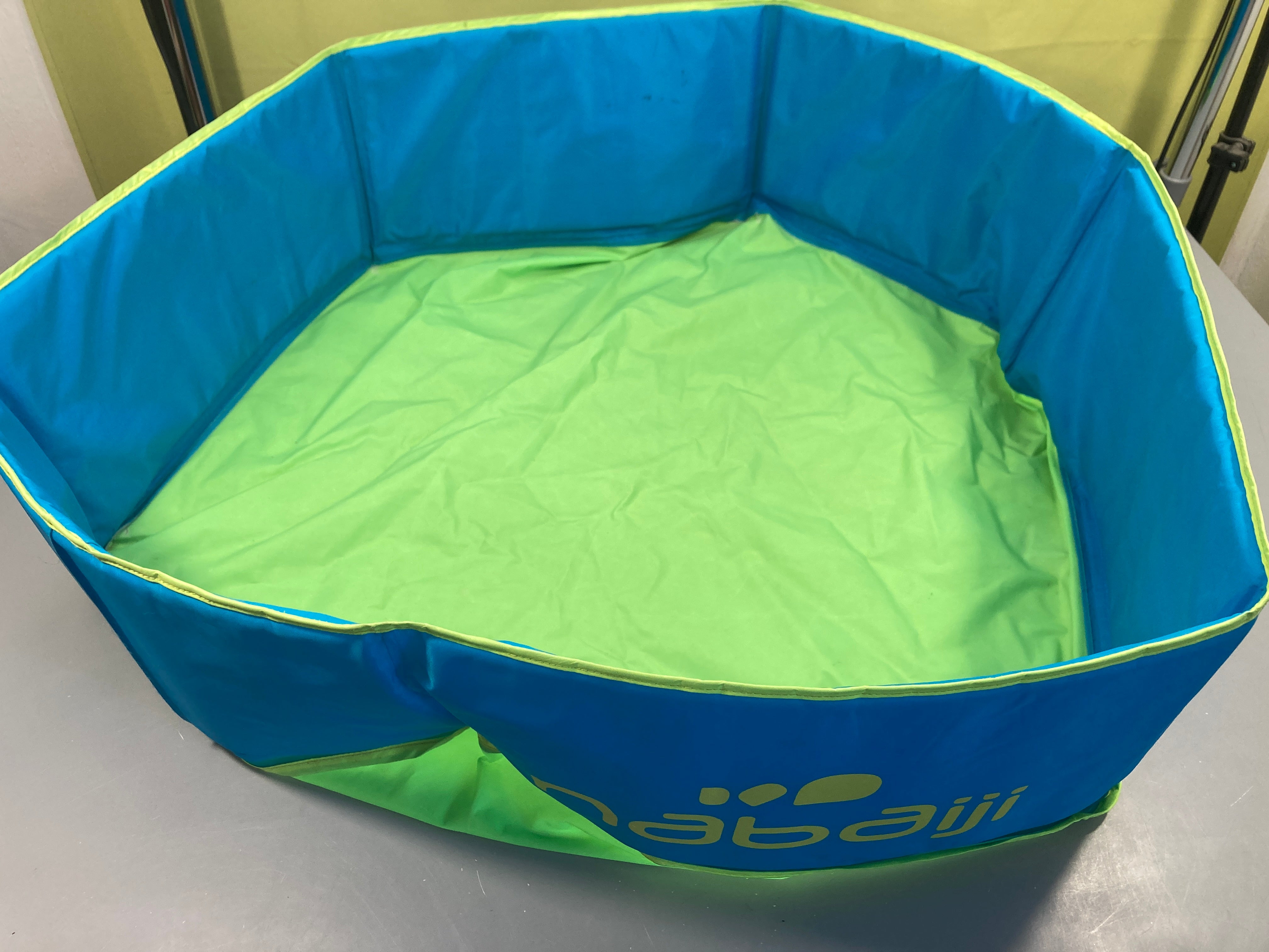 Piscine pliable Nabaji bleue et verte