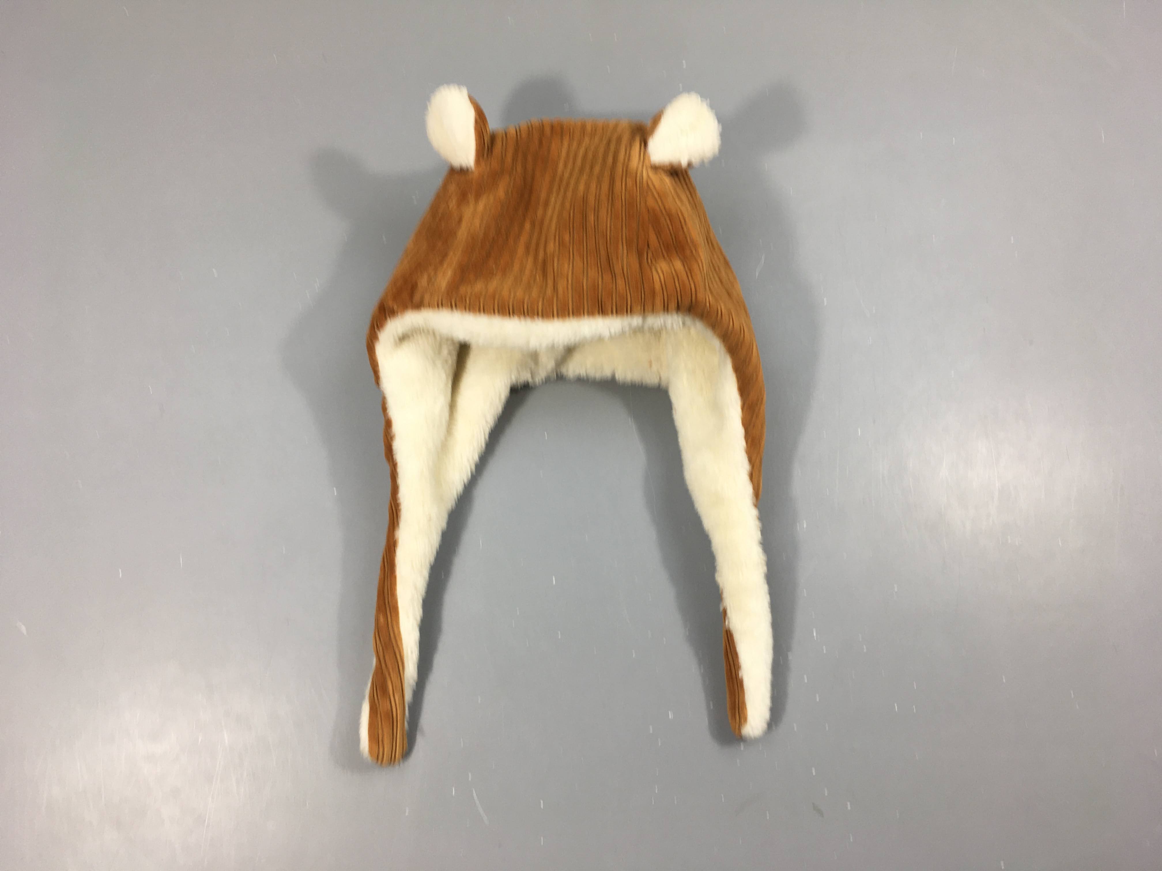 Bonnet velours camel oreilles, Rien que des choses