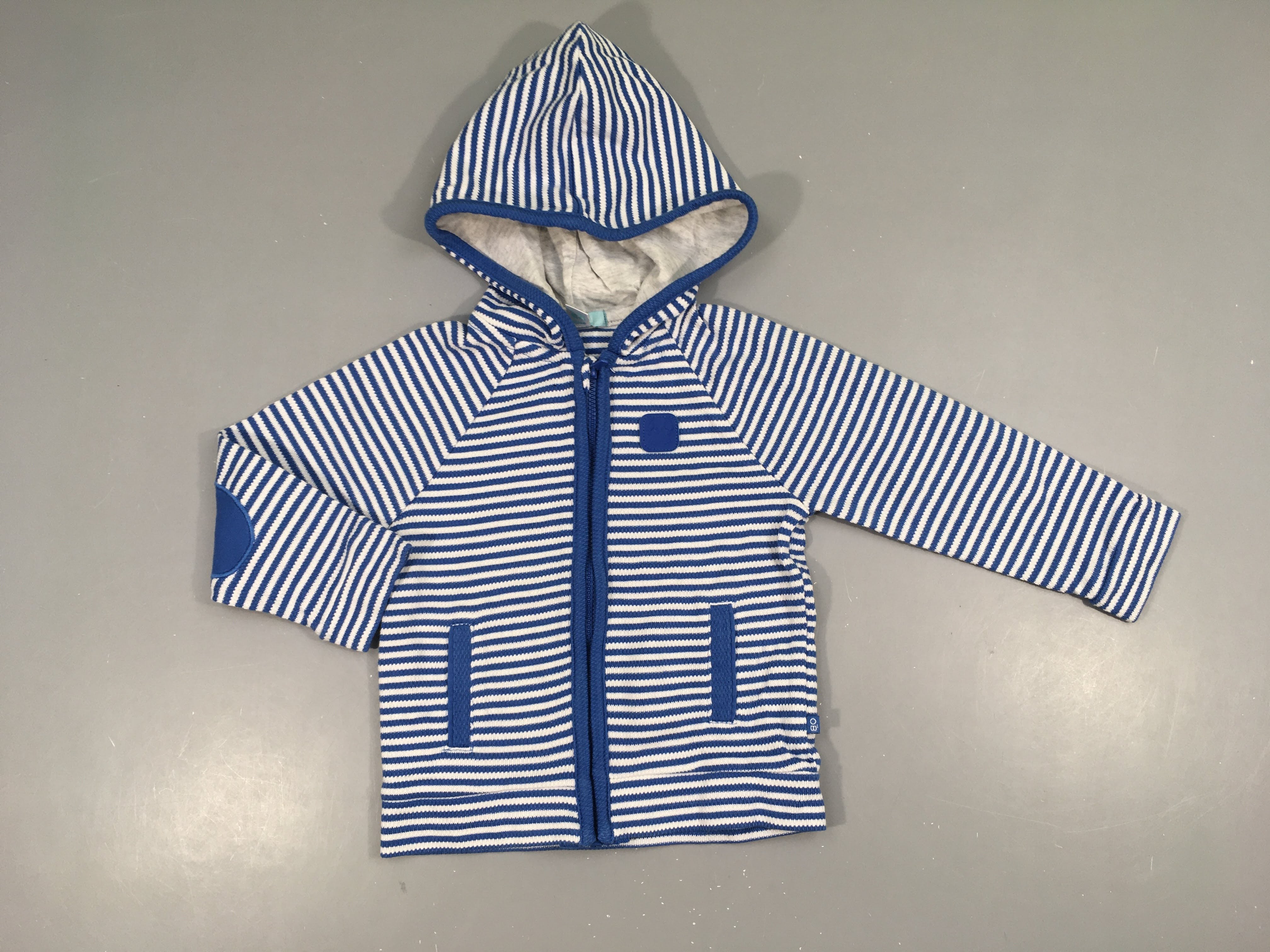 Gilet à capuche zippé blanc rayé bleu texturé