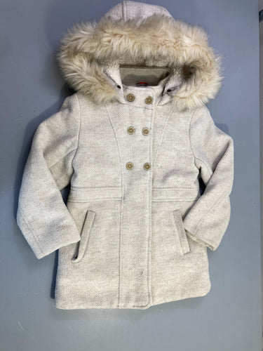 Manteau capuche beige fourrure boutons dorés, doublé peluche, bouloché, moins cher chez Petit Kiwi
