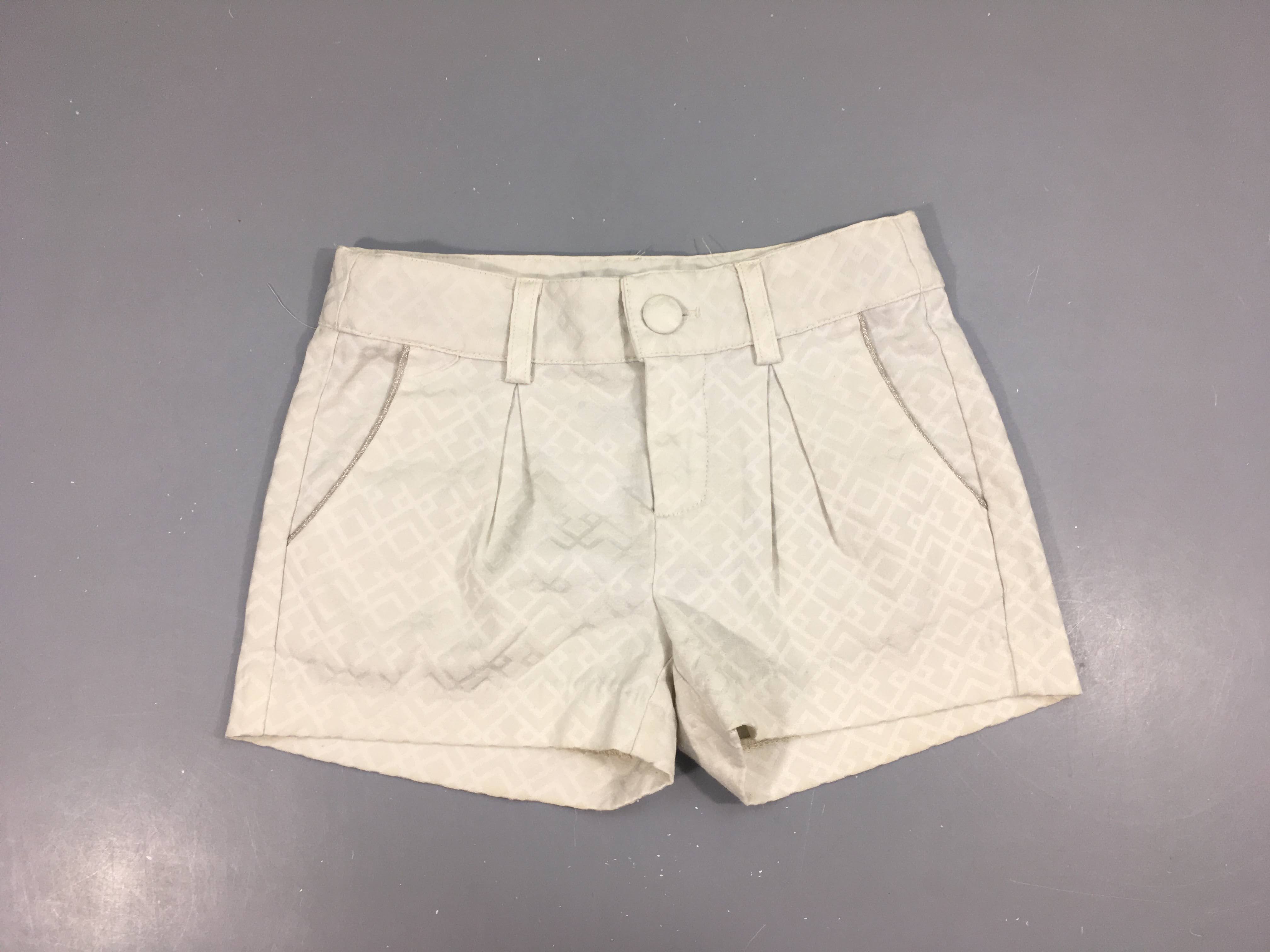 Short chino texturé blanc cassé formes géométriques