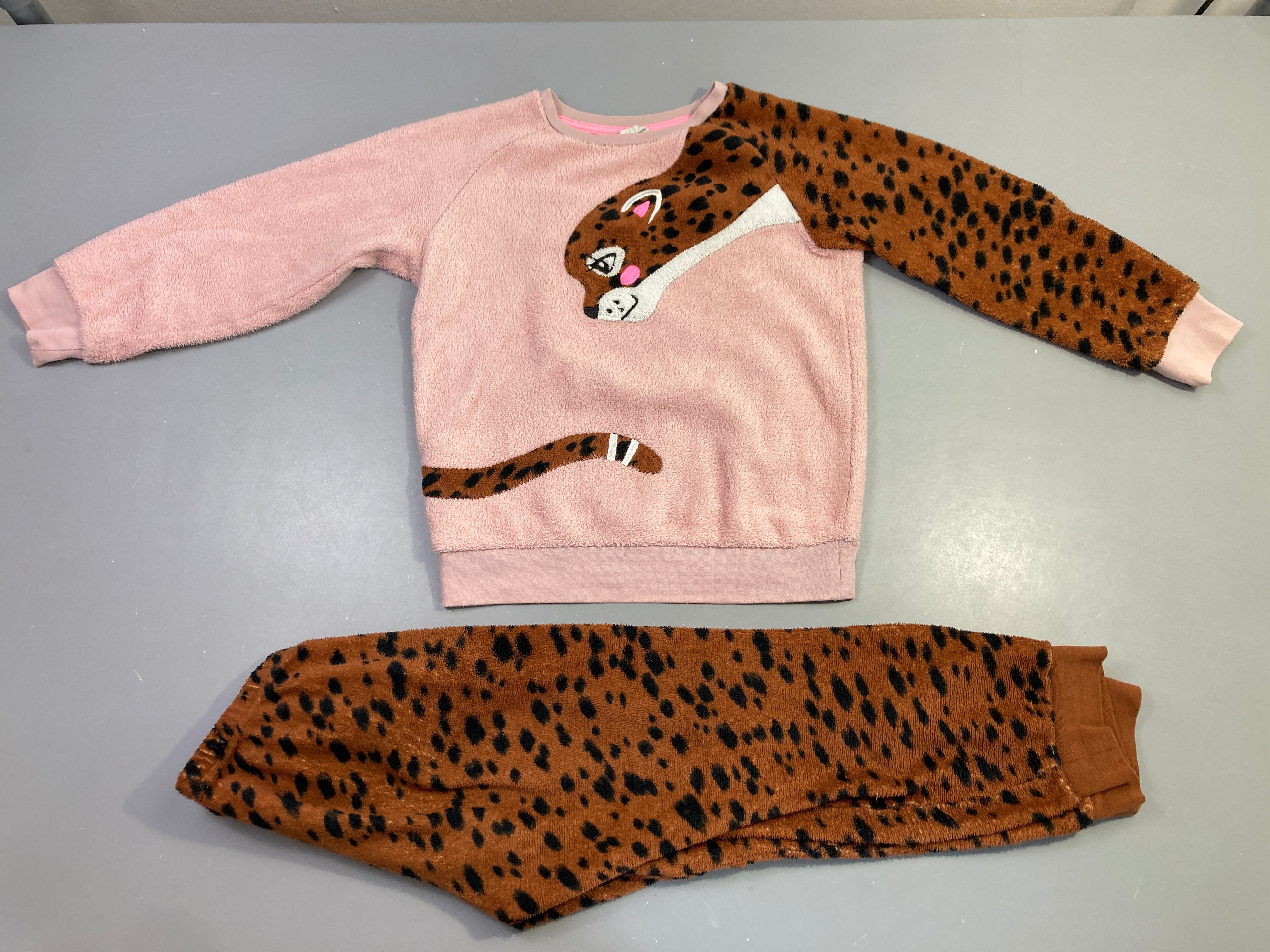 Pyjama 2pcs velours rose léopard marron