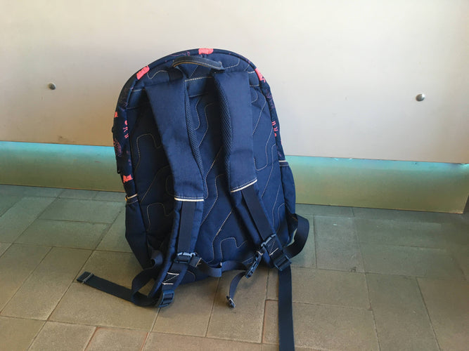 Sac àdos bleu foncé Félins roses-Quelques tarces usure bas, moins cher chez Petit Kiwi