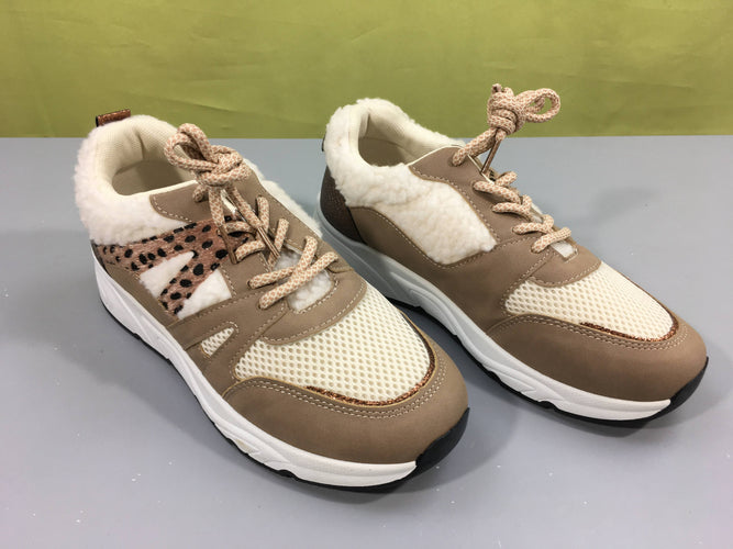 NEUF Baskets beige moutonné, 38, moins cher chez Petit Kiwi