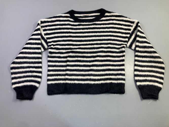 Pull duveteux rayé noir blanc, moins cher chez Petit Kiwi