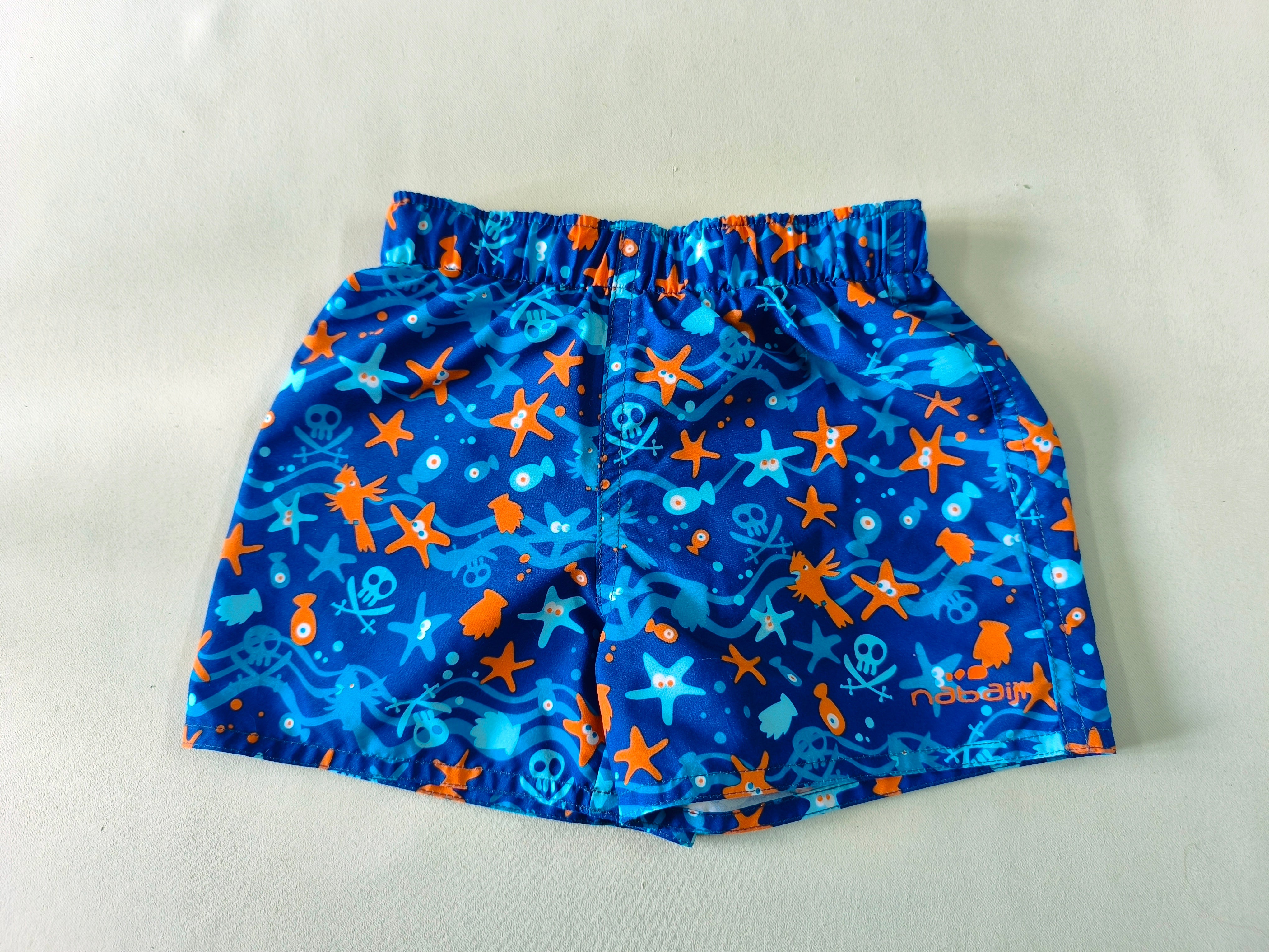 Maillot short bleu étoiles de mer perroquets poissons, Nabaiji