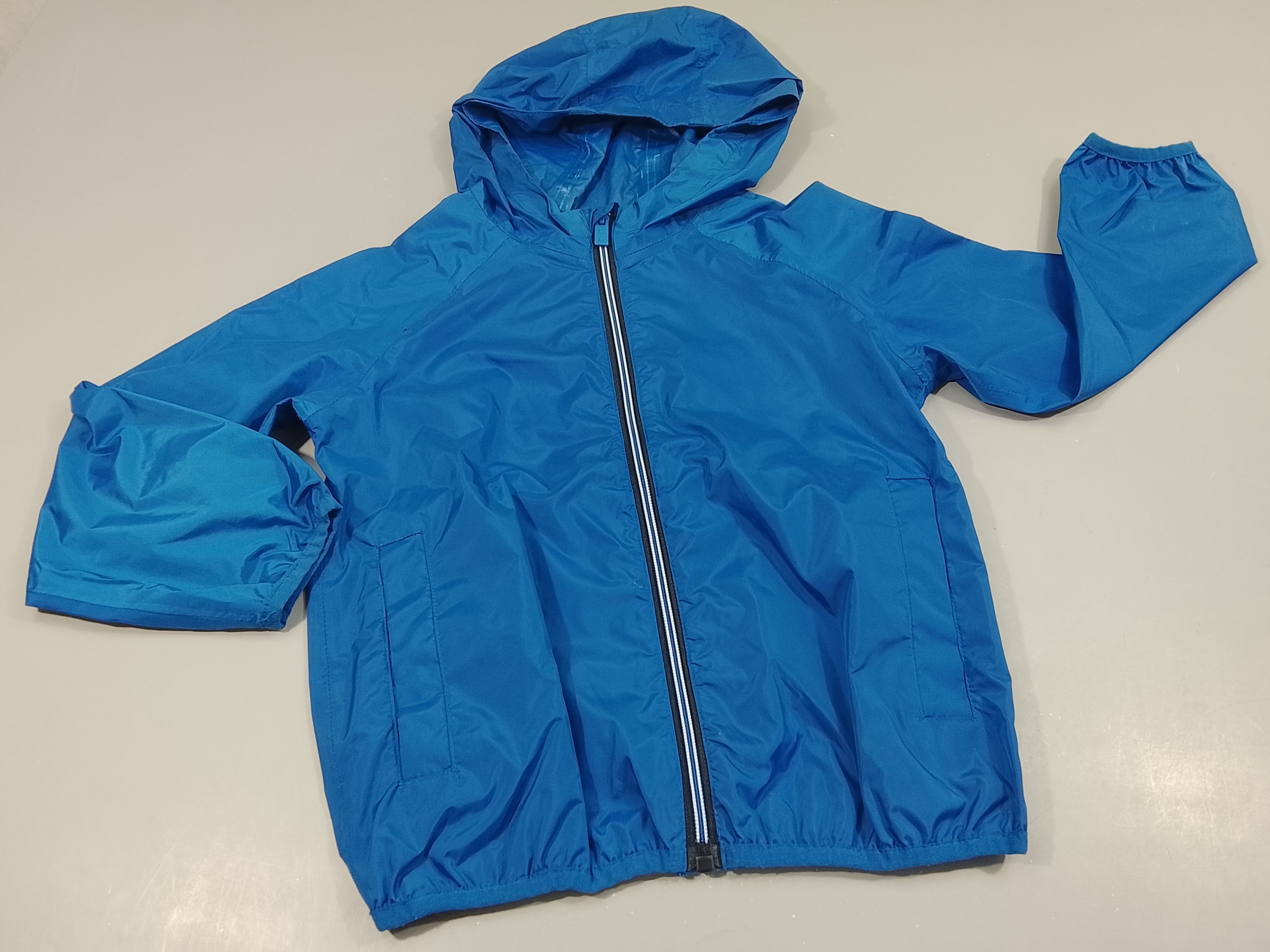 Coupe-vent zippé à capuche  bleu