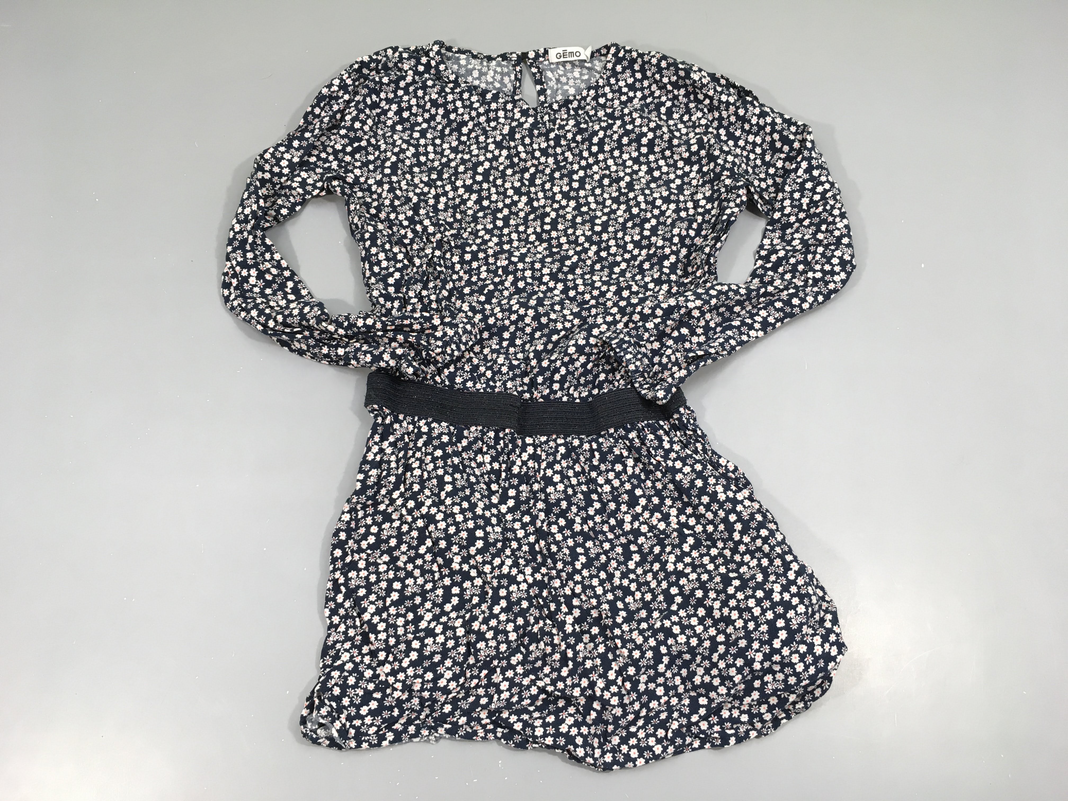 Robe m.l bleu foncé fleurie taille élastique