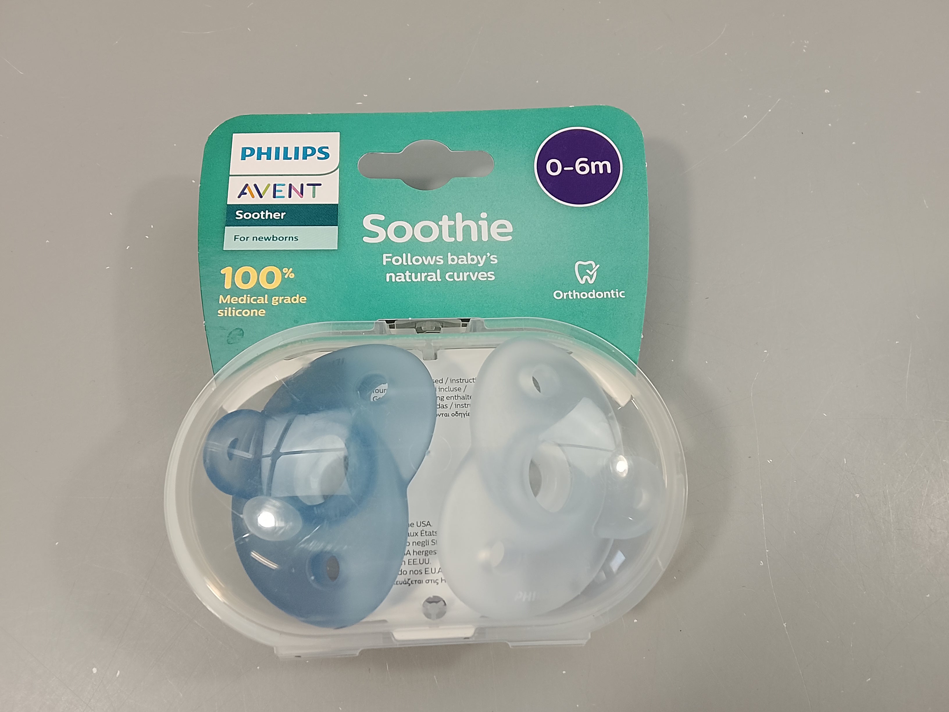 NEUFS sucettes  en silicones 0-6m