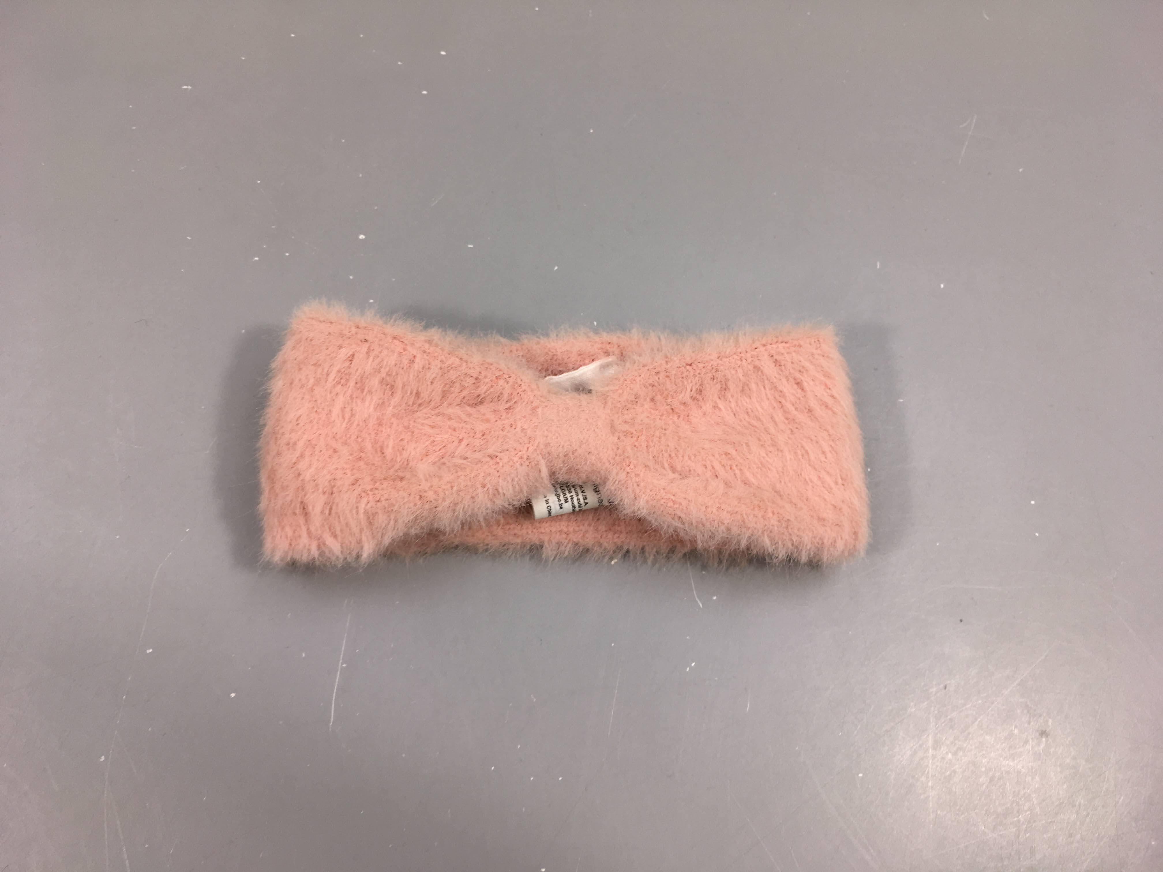 Bandeau duveteux rose 42cm