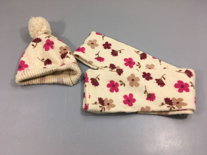 Ensemble bonnet écru motifs fleurs, pompon + écharpe assortie. Très légèrement bouloché, moins cher chez Petit Kiwi