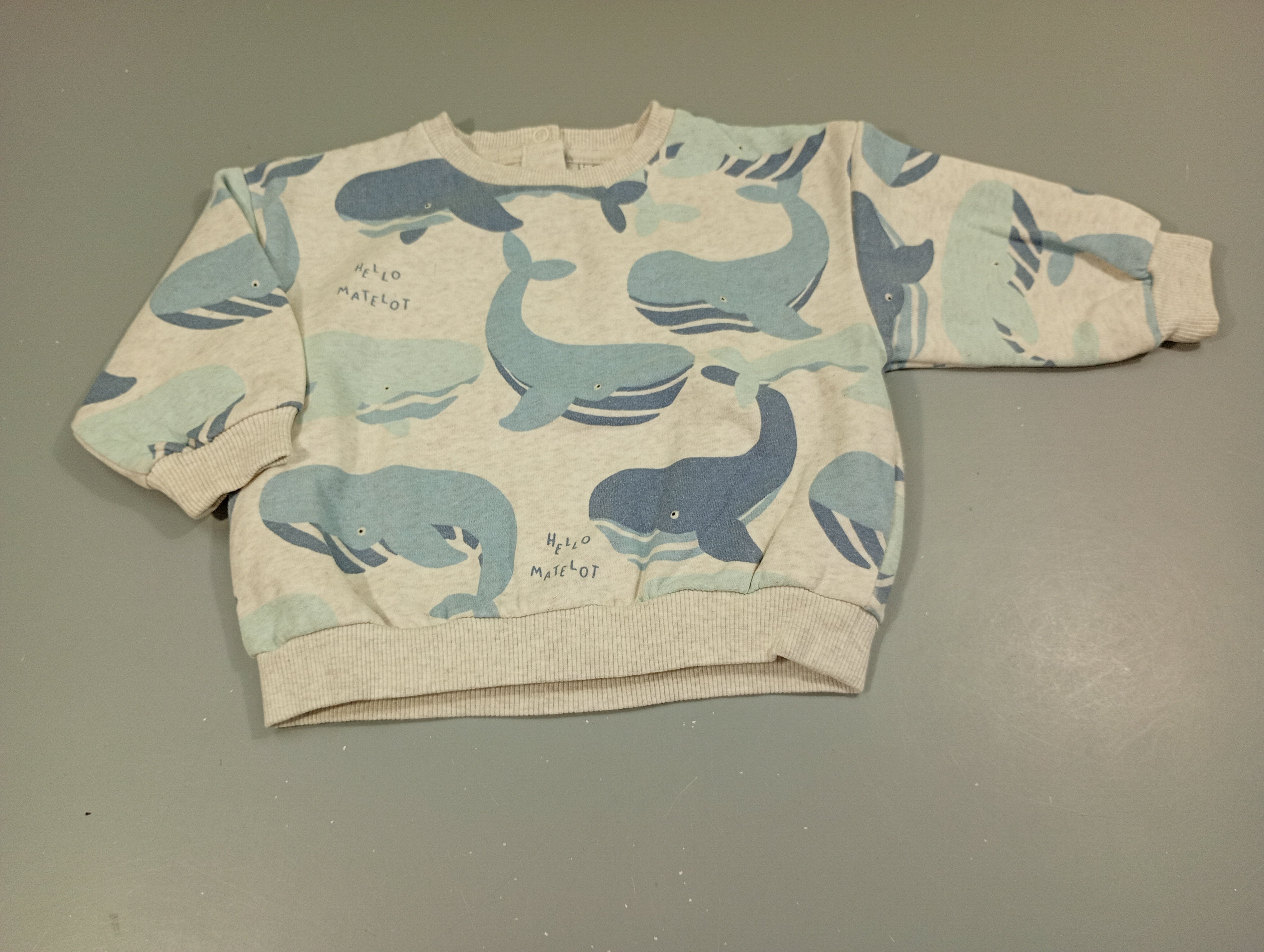 Sweat gris clair flammé, baleines