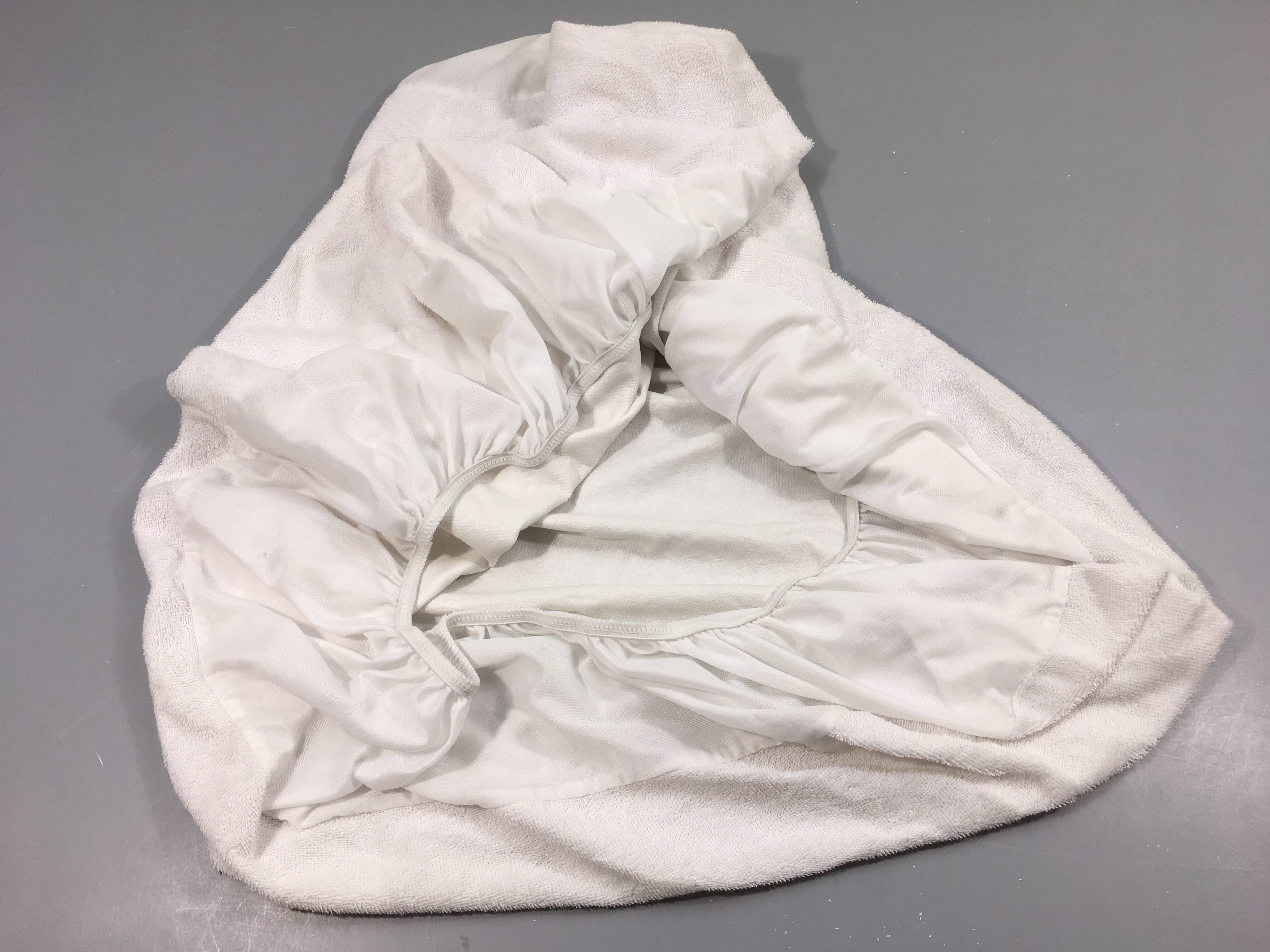 Alèse imperméable blanche