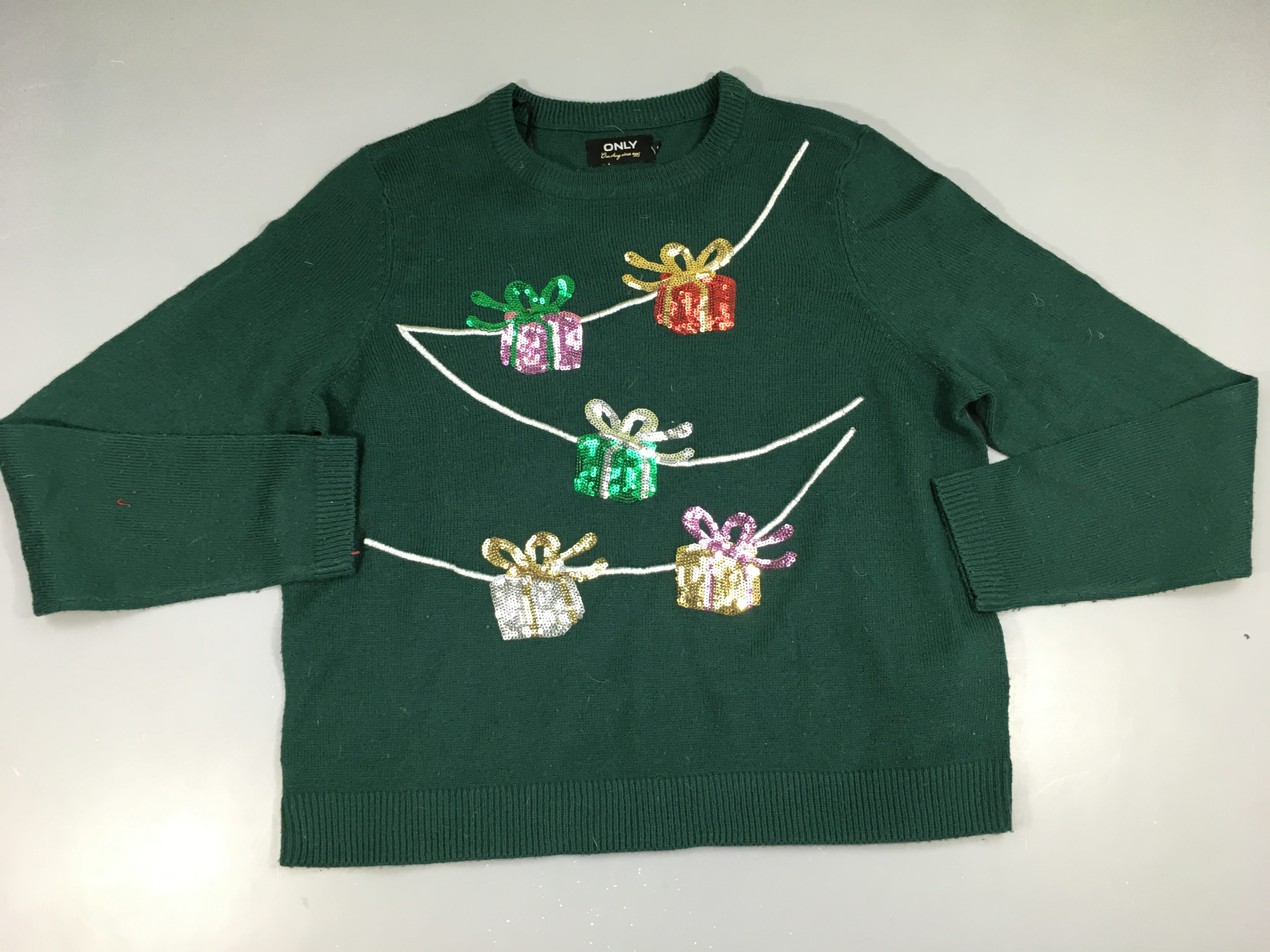 Pull de noël vert sequins Légère