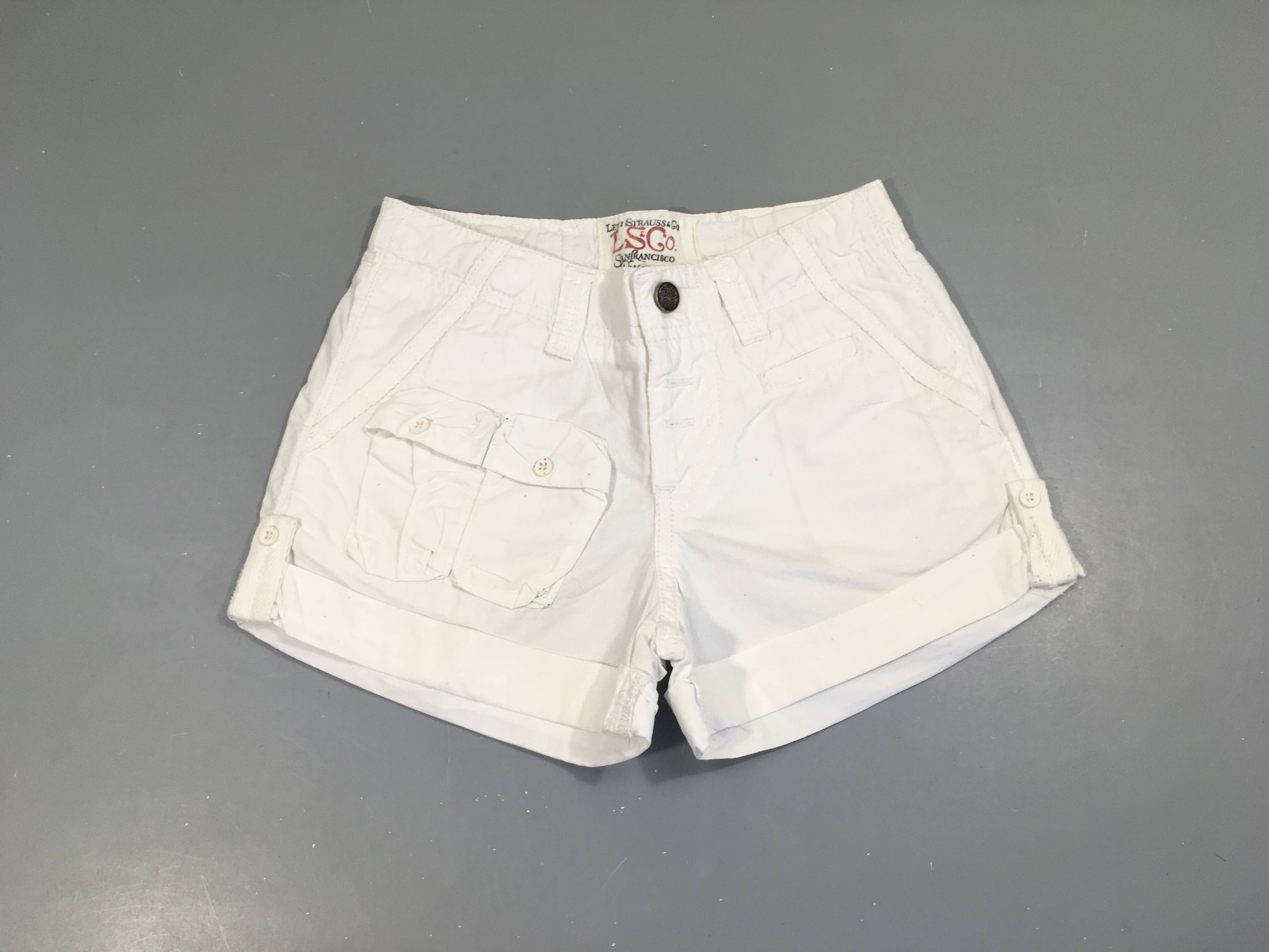 Short blanc à revers