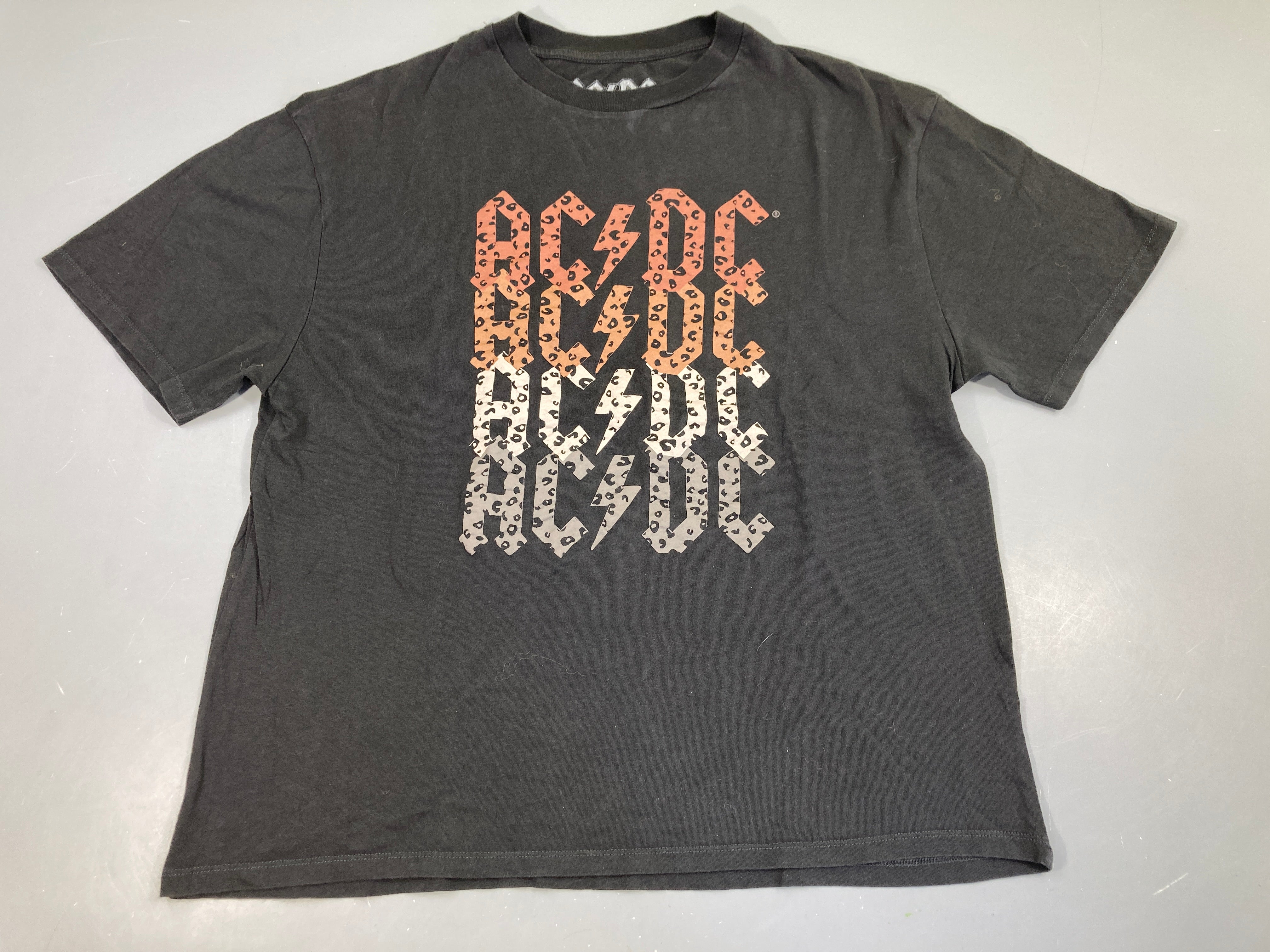 T-shirt m.c noir AC DC