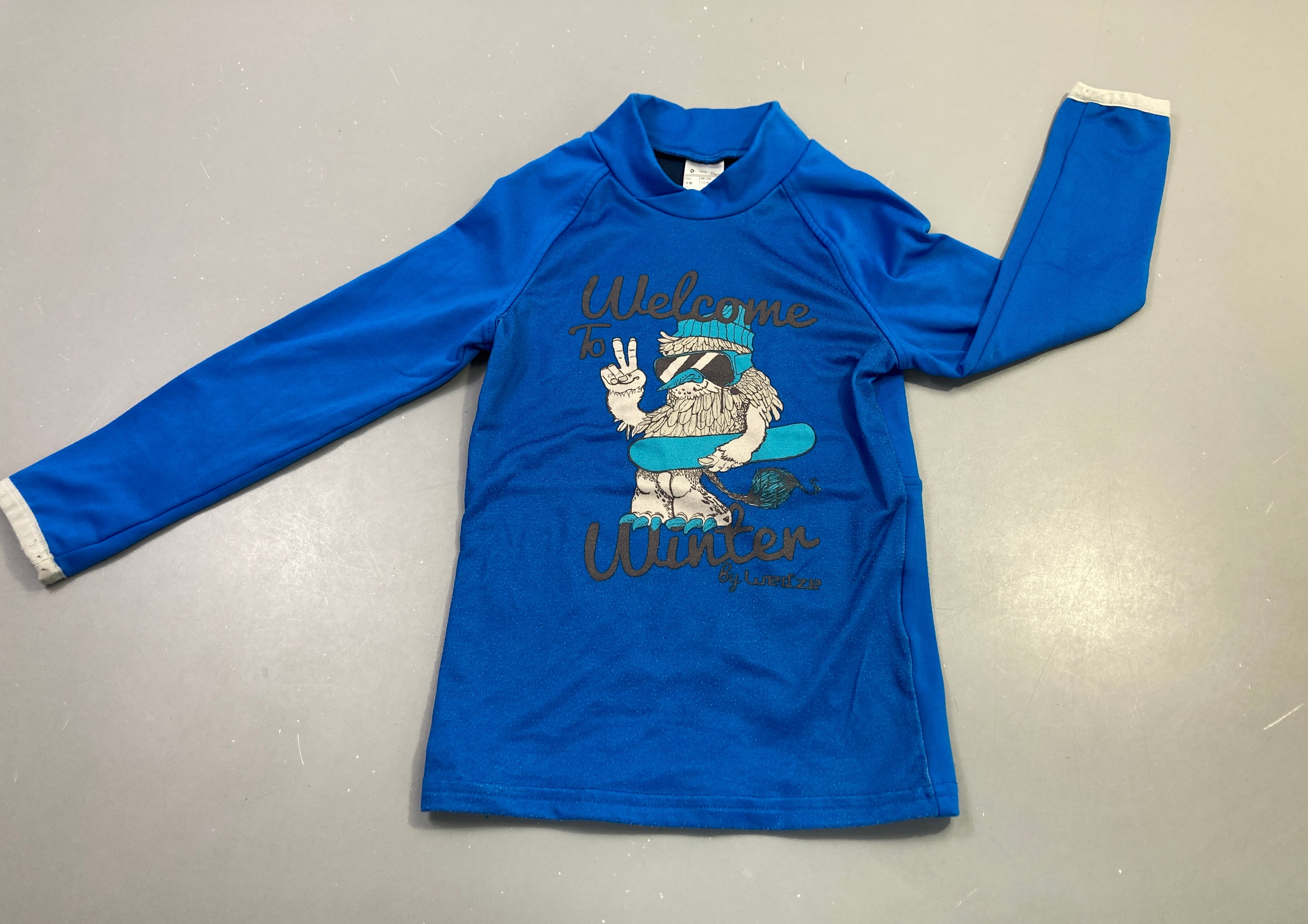 T-shirt m.l bleu imprimé Welcome to Winter bouloché