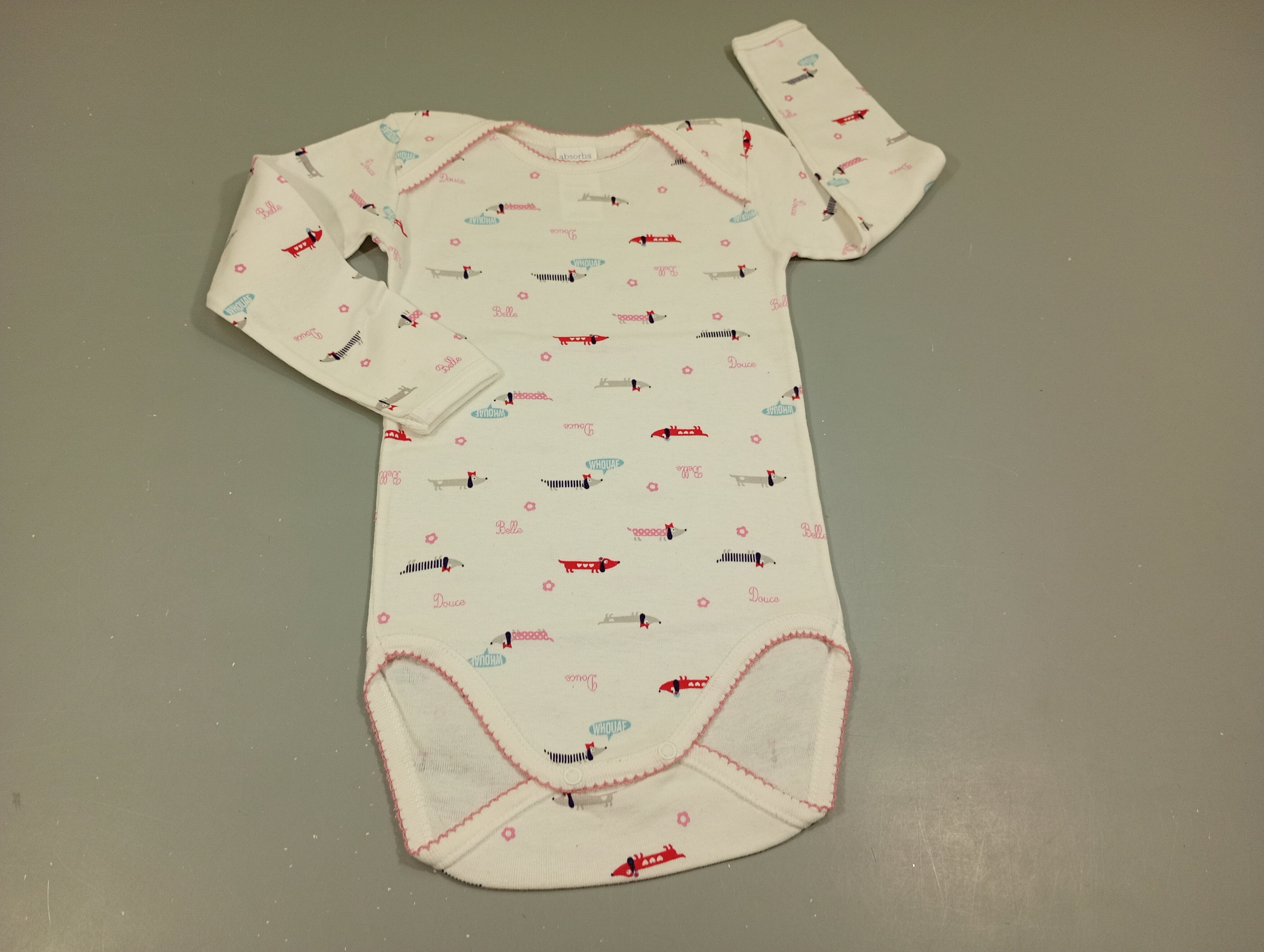 Body m.l blanc , chiens 