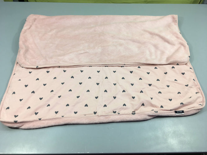 Couverture  jersey rose coeurs noirs/ velours rose, moins cher chez Petit Kiwi