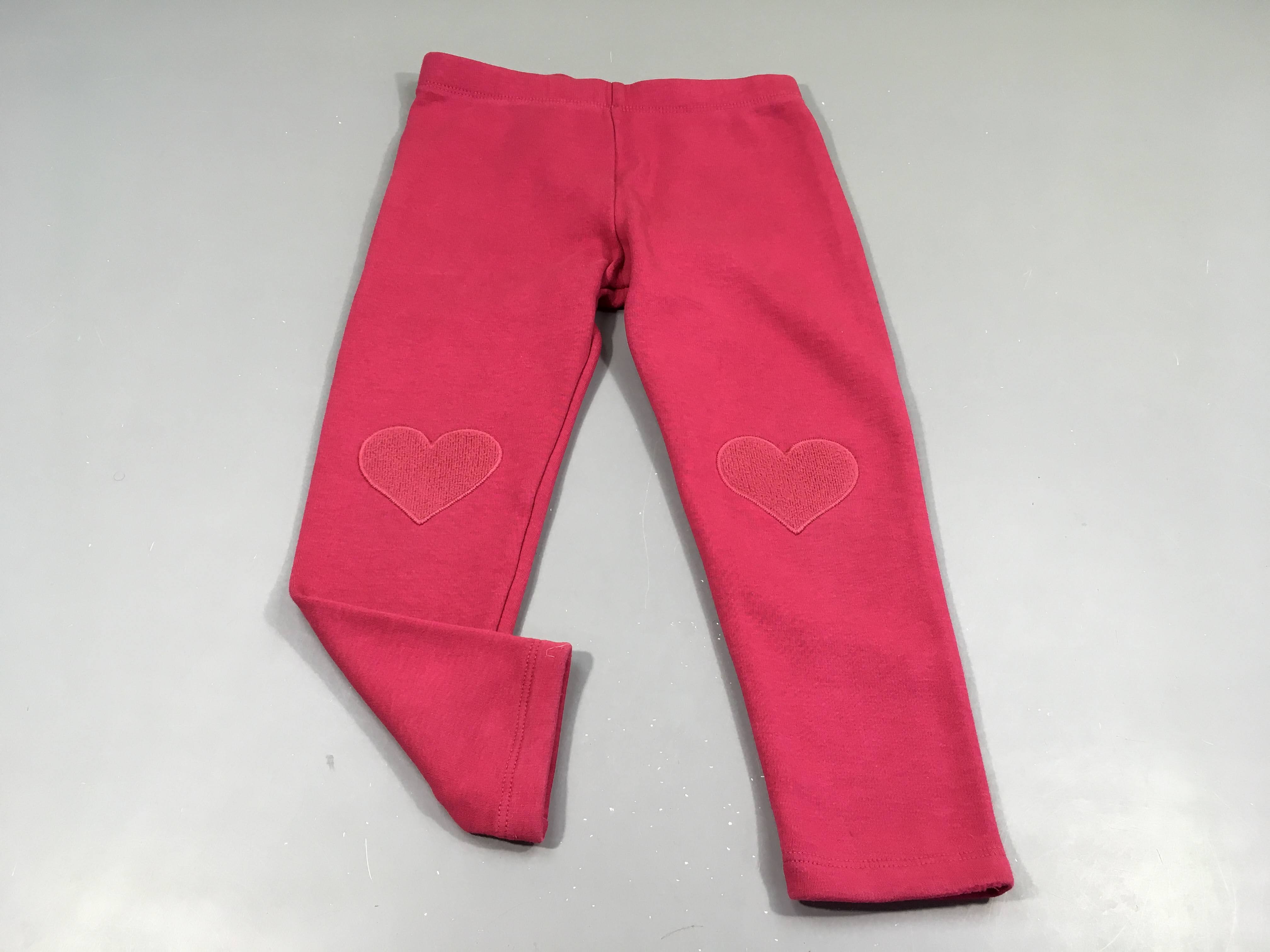 Pantalon molleton rose , coeurs aux genoux