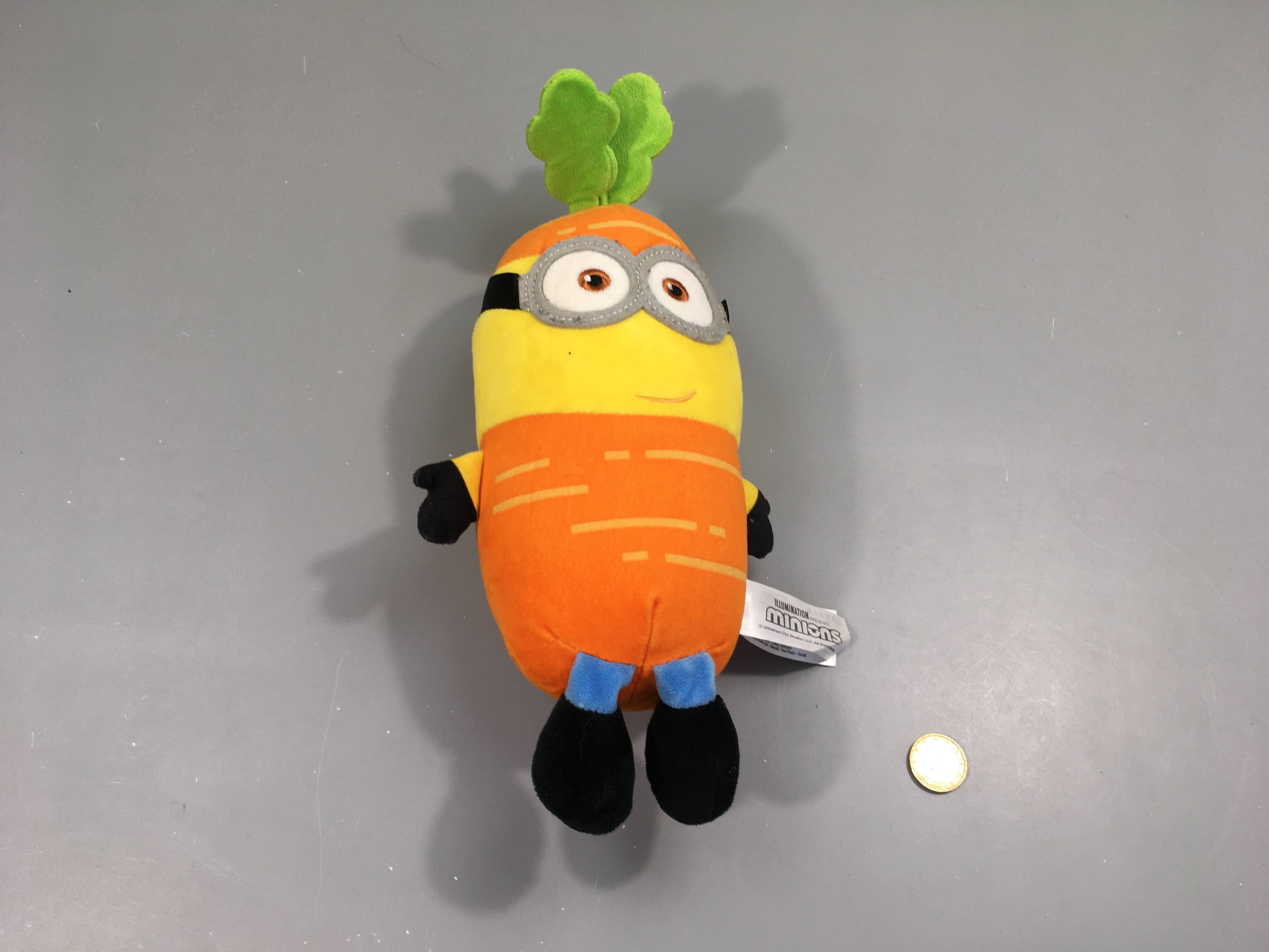 Peluche Minion carotte