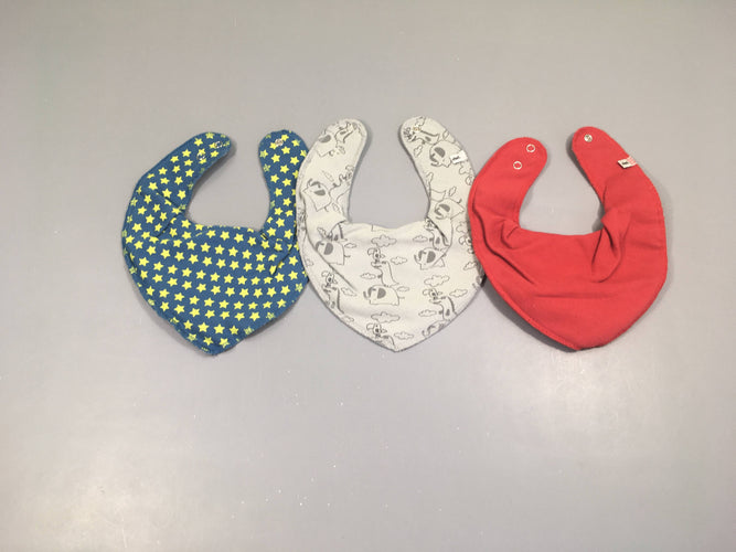 3 Bavoirs bandana épais rouge-gris-bleu Pippi, moins cher chez Petit Kiwi