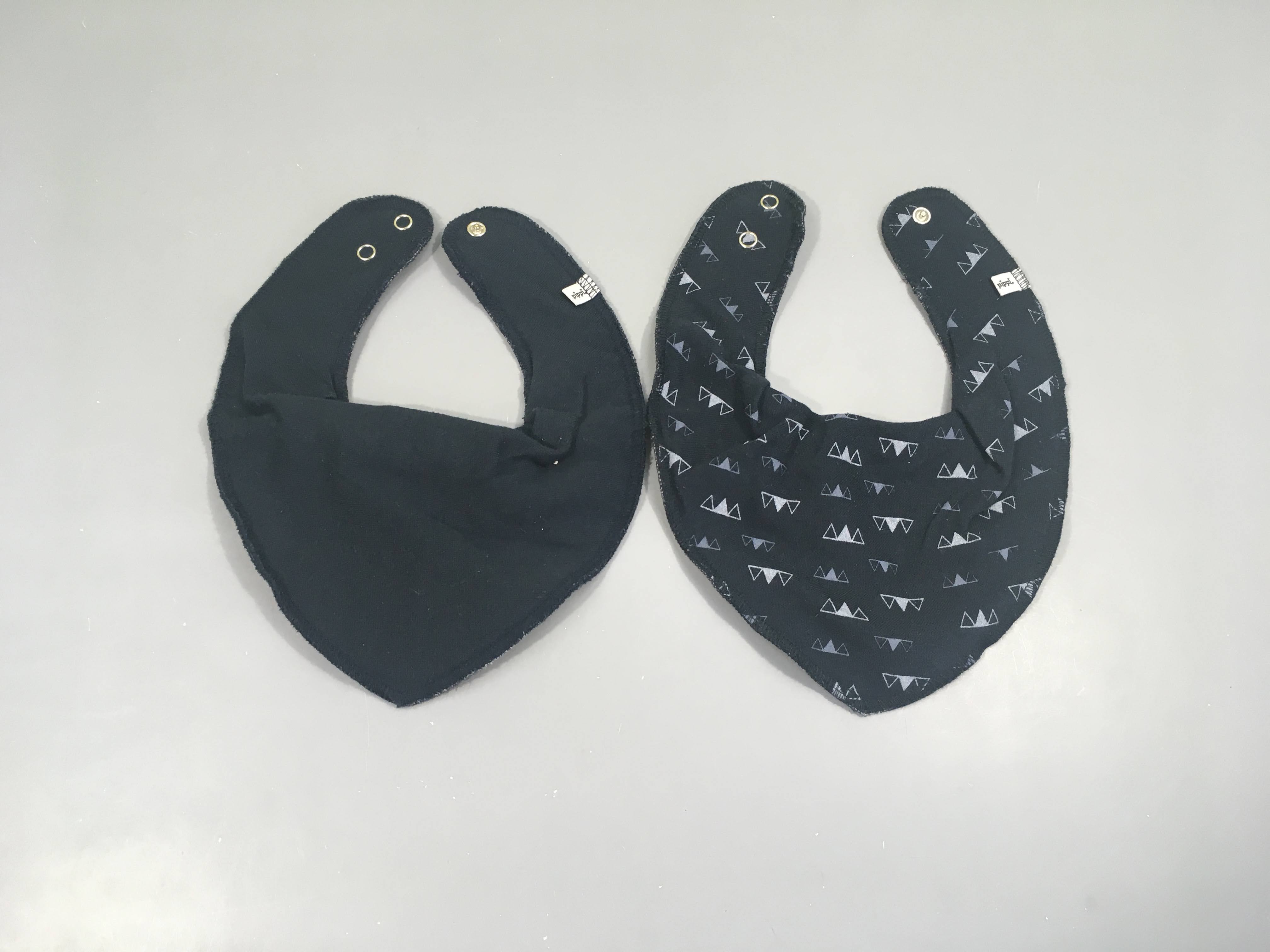 2 Bavoirs bandana épais anthracite triangles Pippi