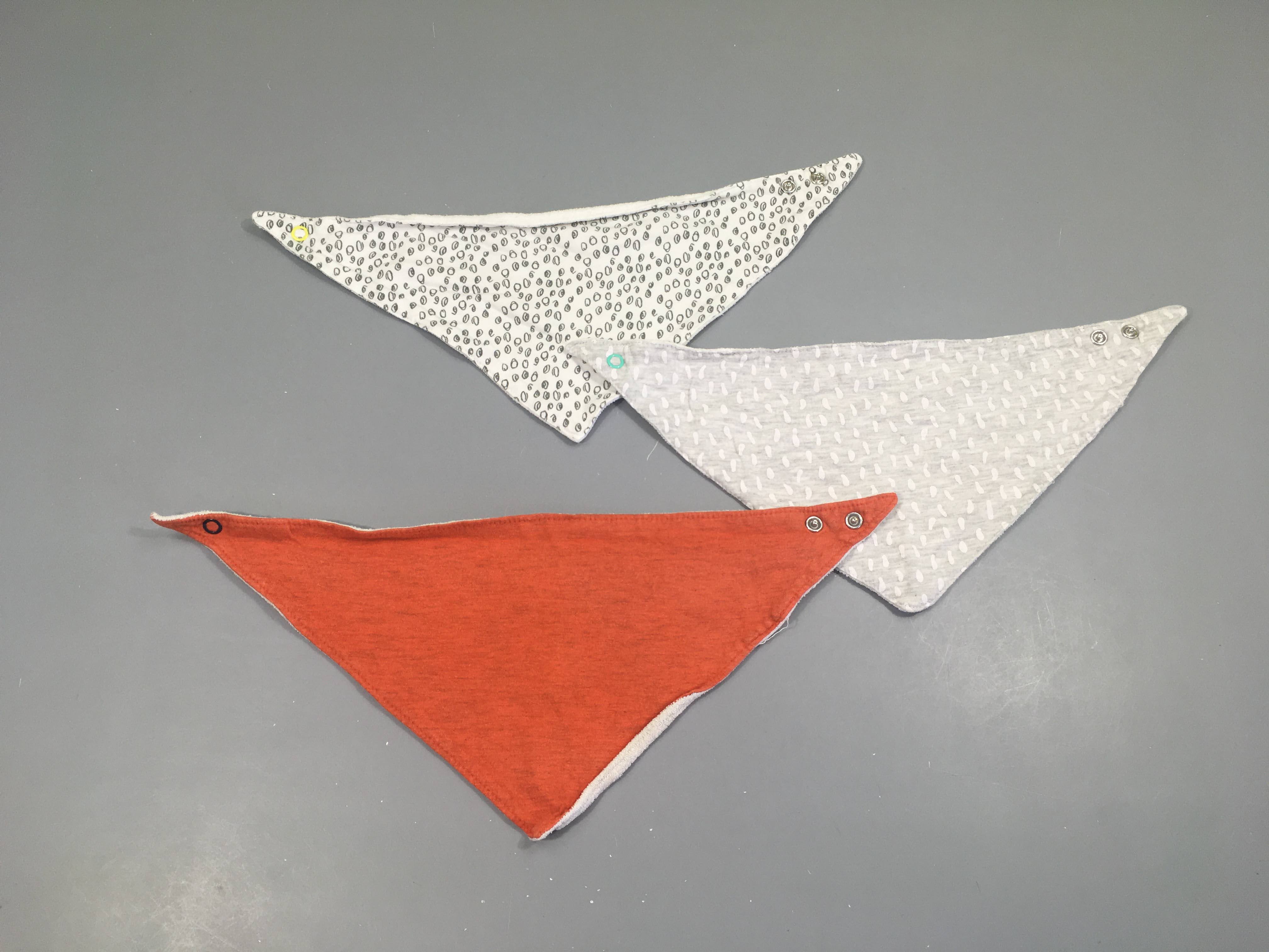 3 Bavoir bandana bi-matière orangé gris ronds