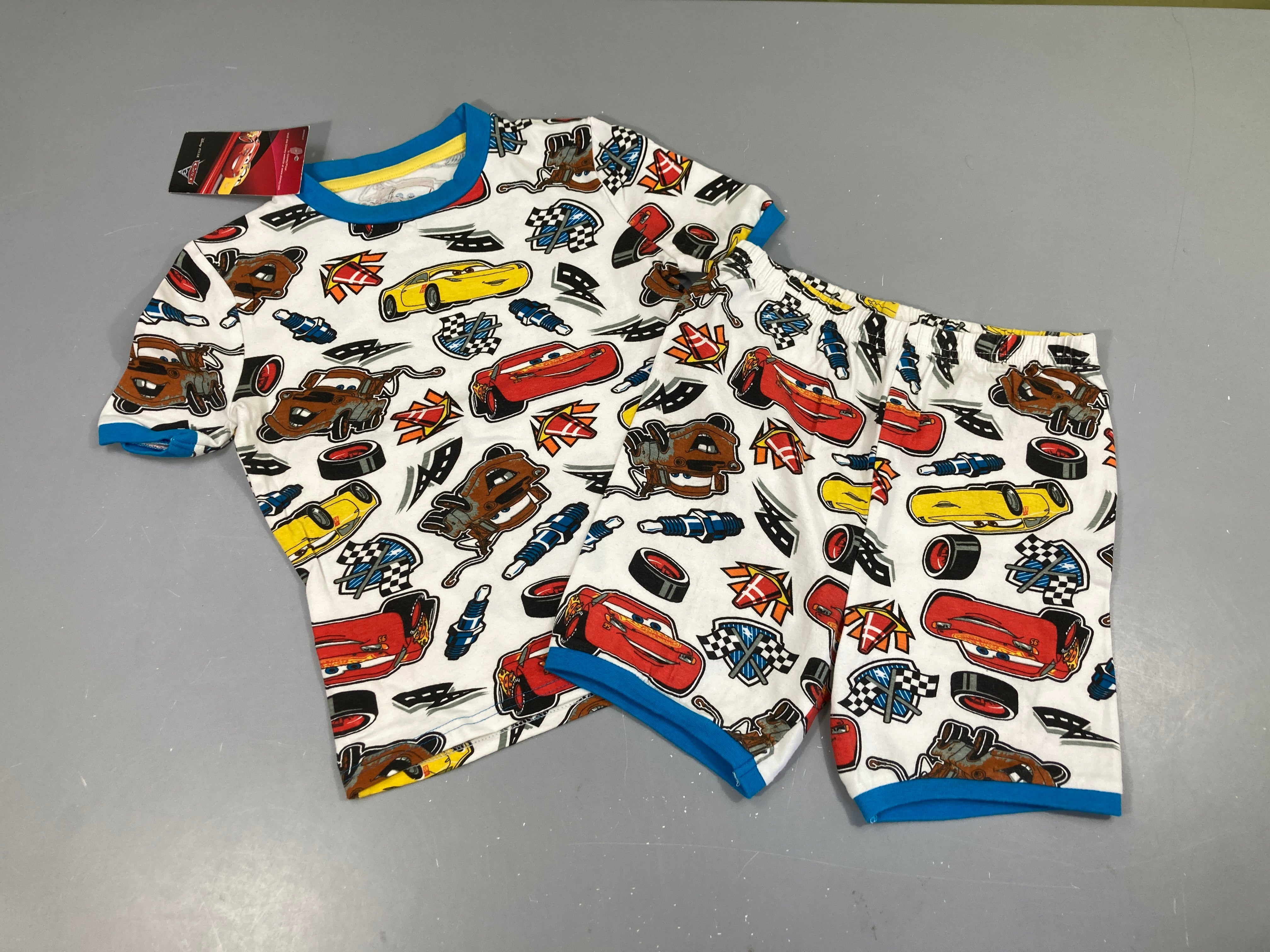 Neuf-Pyjashort 2pcs jersey blanc Cars