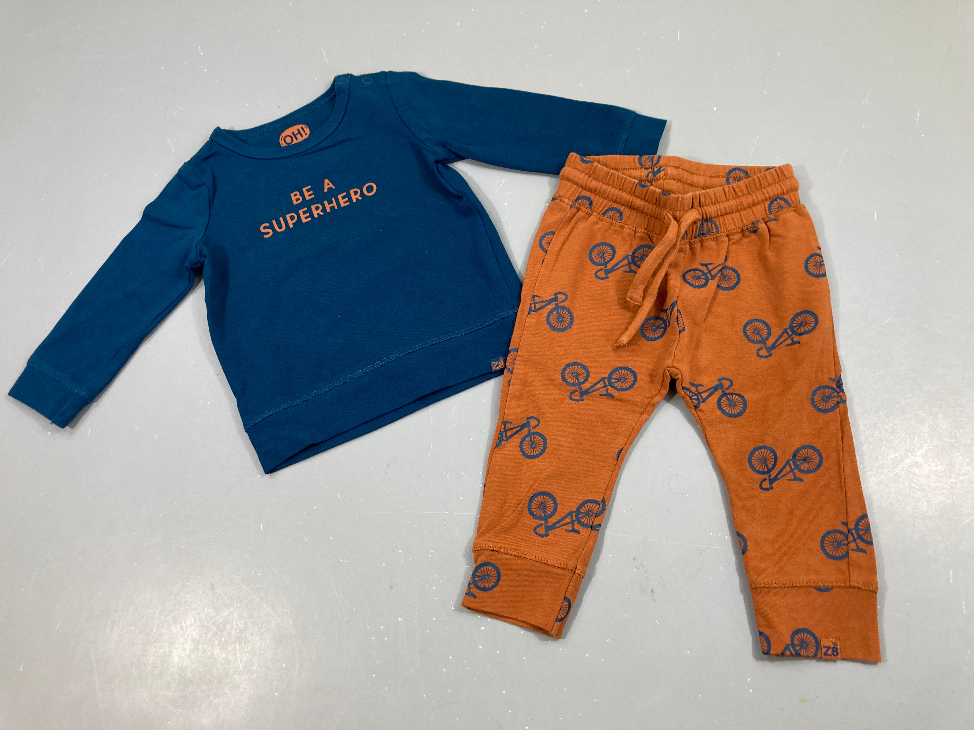 T-shirt m.l bleu Super Hero + Pantalon brun jersey Vélo