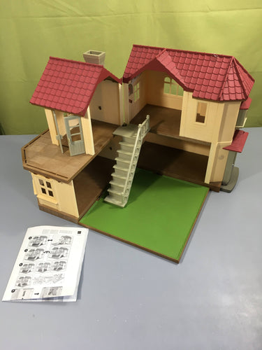 Sylvanian families Grande maison tradition éclairée 2752, manque plaque triangulaire, moins cher chez Petit Kiwi