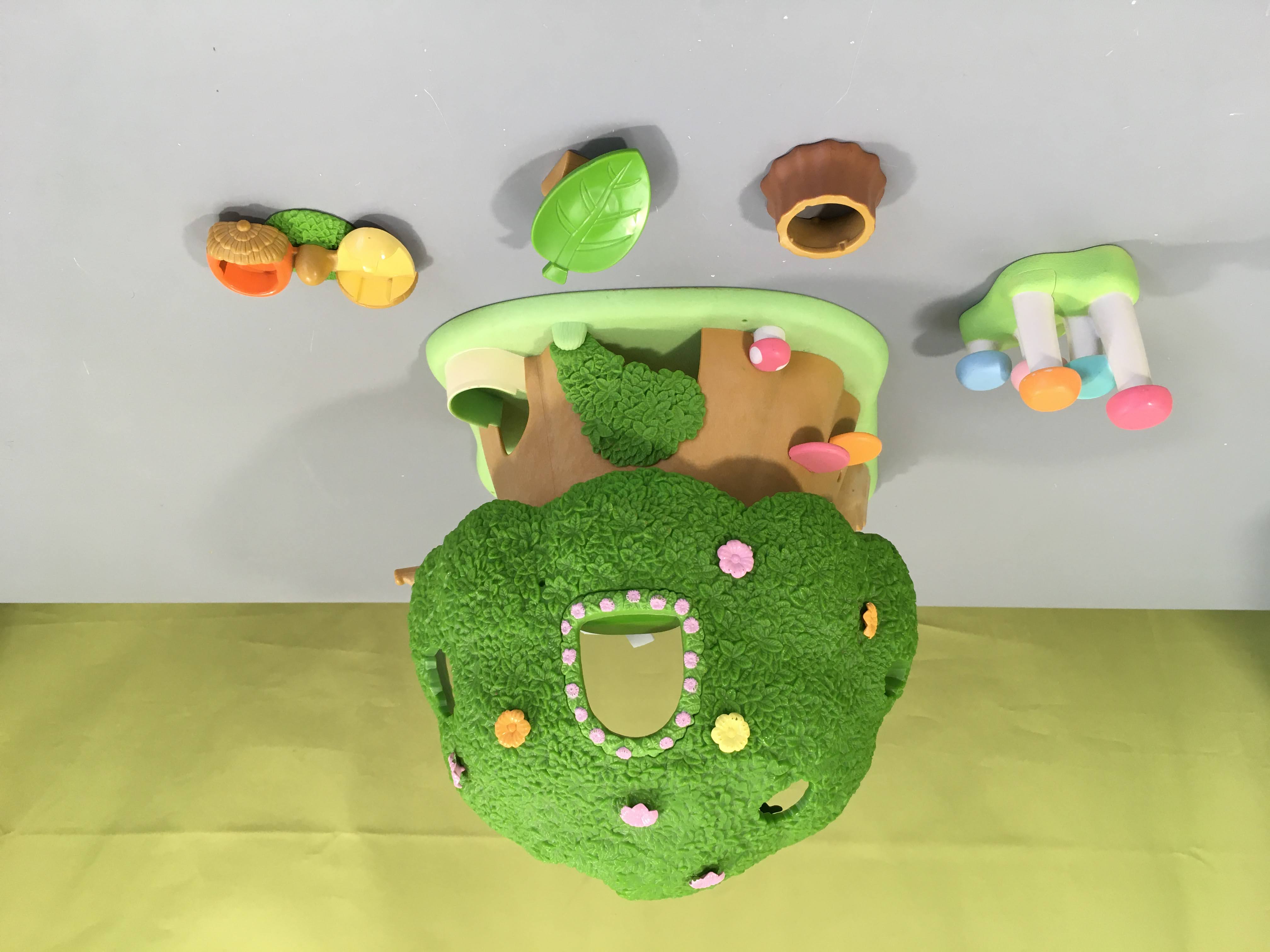 Sylvanian Families Secret Tree of the Fairayé, manque des accessoires et sans personnages