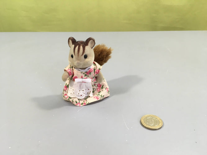 Sylvanian Families, 1 figurine écureuil, moins cher chez Petit Kiwi
