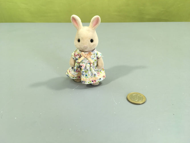 Sylvanian Families, 1 figurine lapin, moins cher chez Petit Kiwi