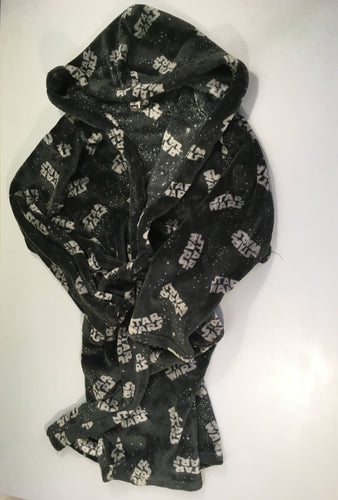 Peignoir velours noir à capuche Star Wars, moins cher chez Petit Kiwi