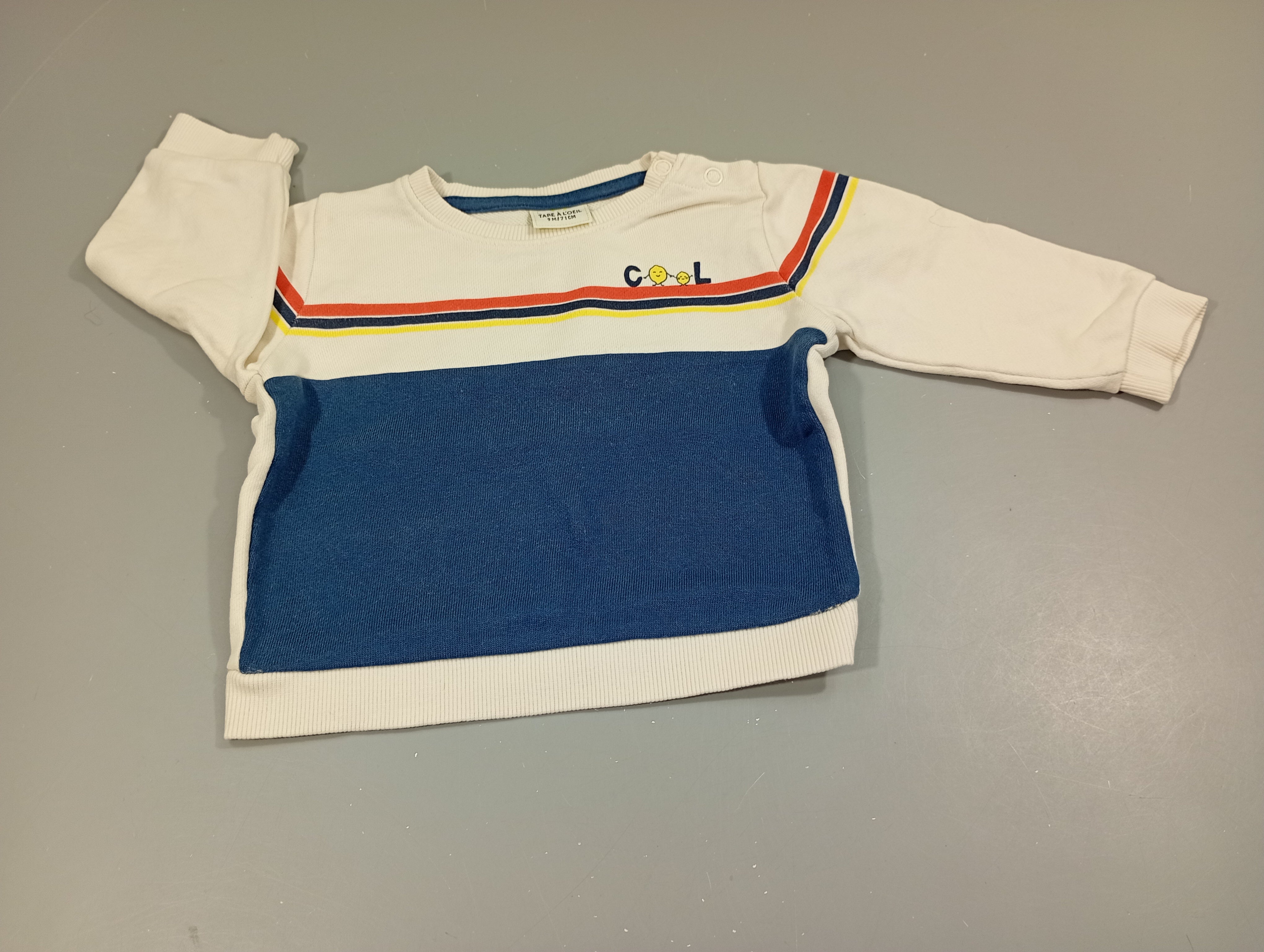 Sweat blanc, bleu marine 