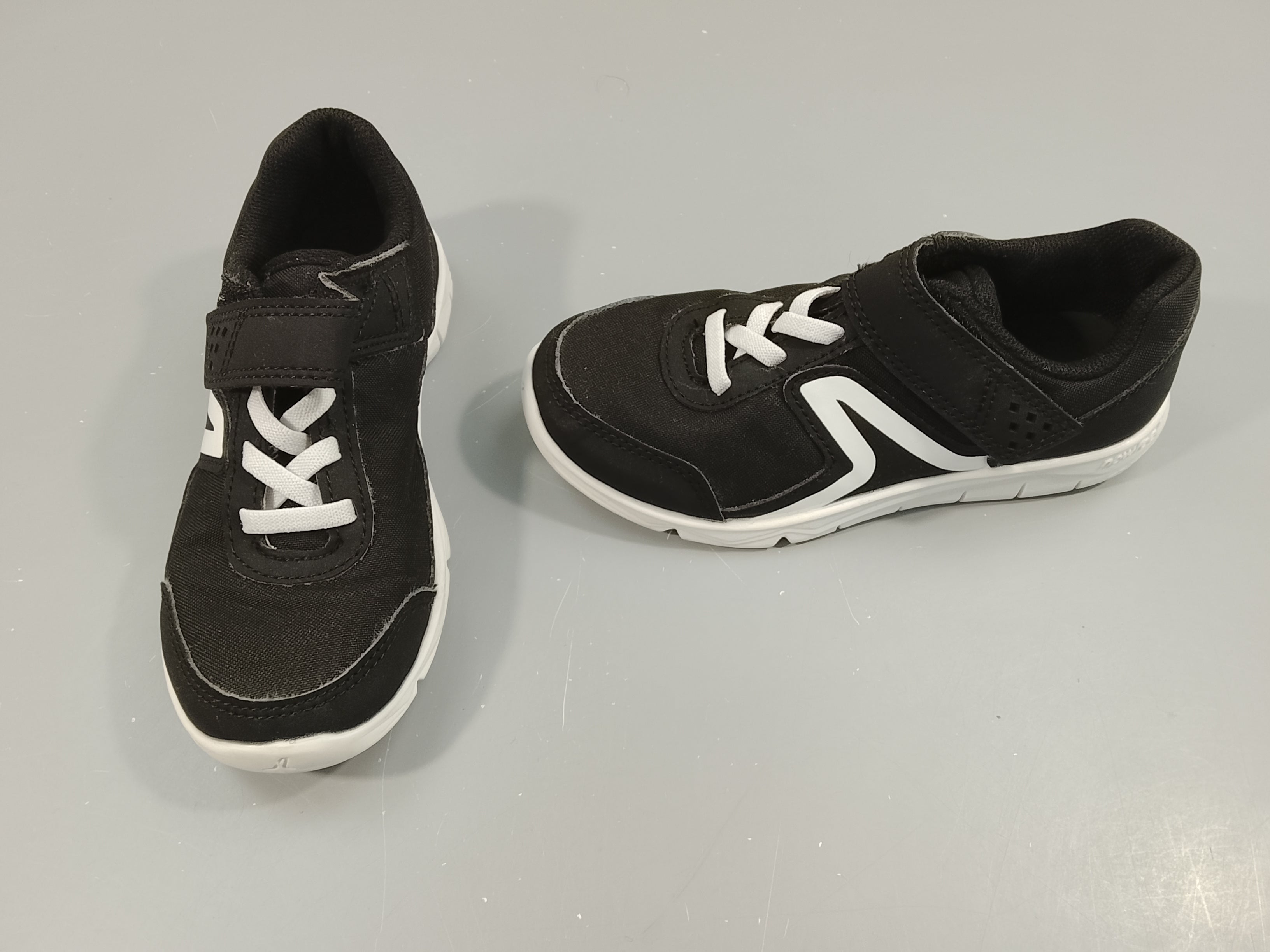 Baskets Newfeel PW 100 noir et blanc  (31)