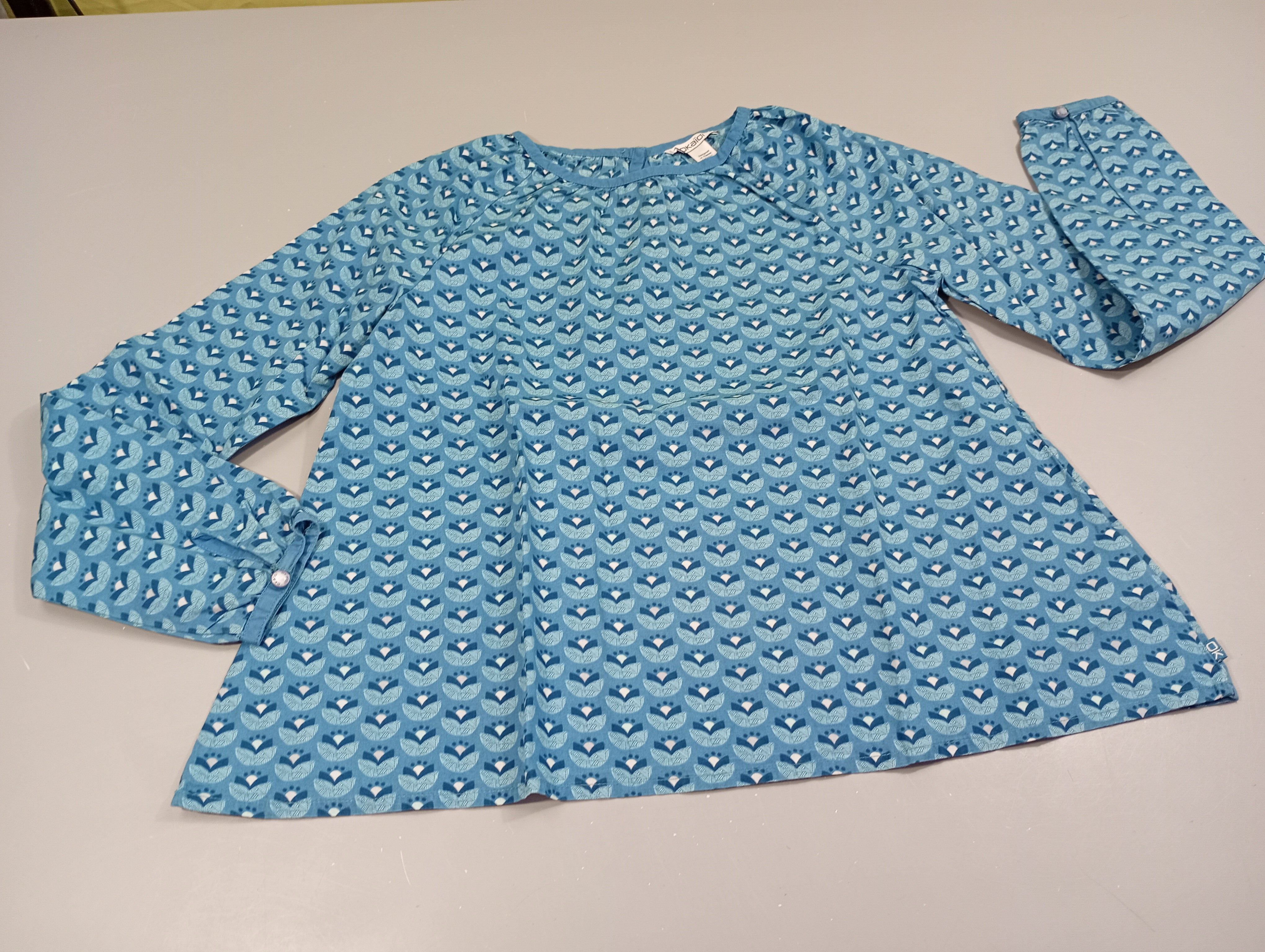 Blouse ml  bleue à motifs