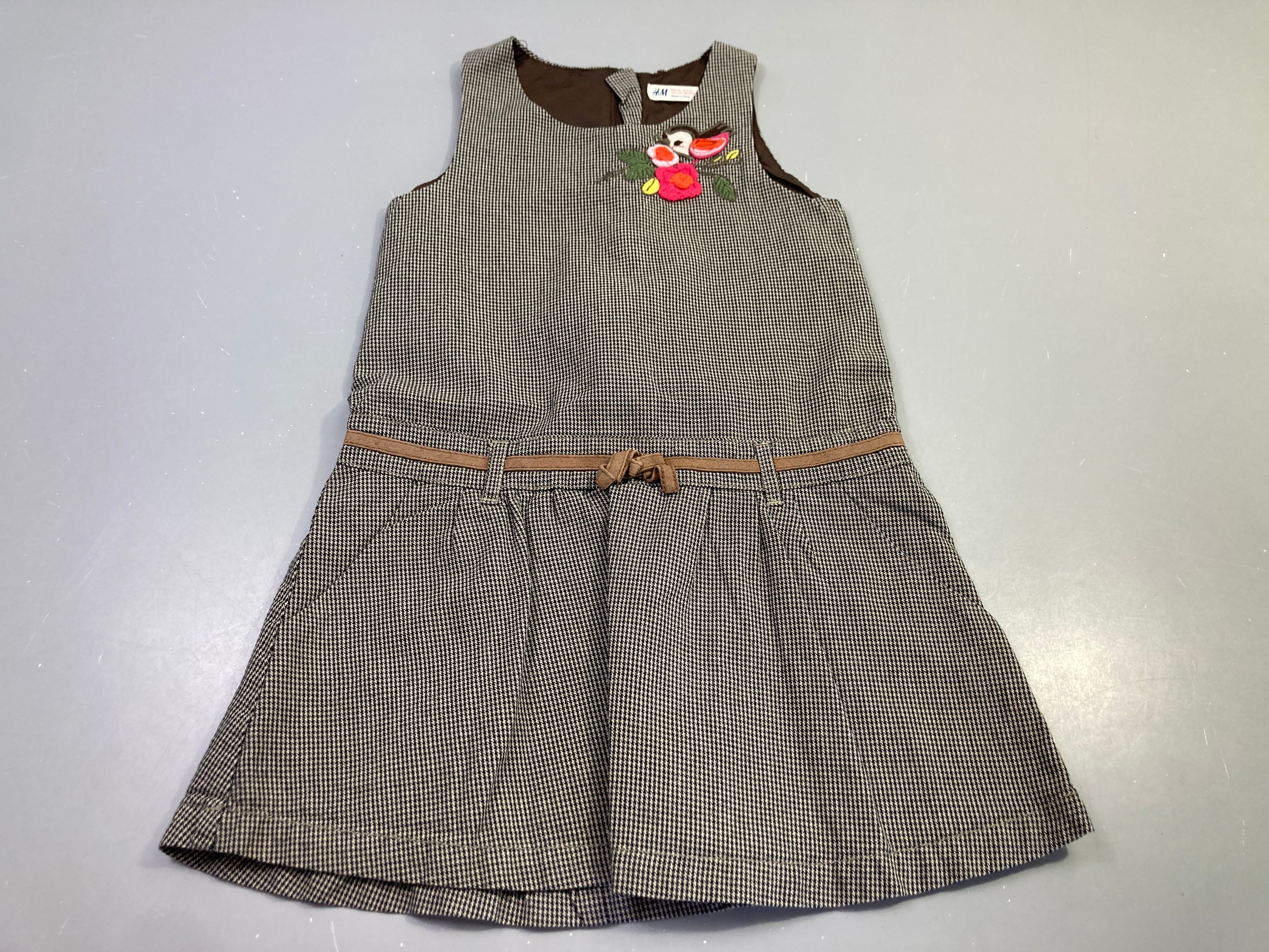 Robe s.m à carreaux marron fleurs brodées