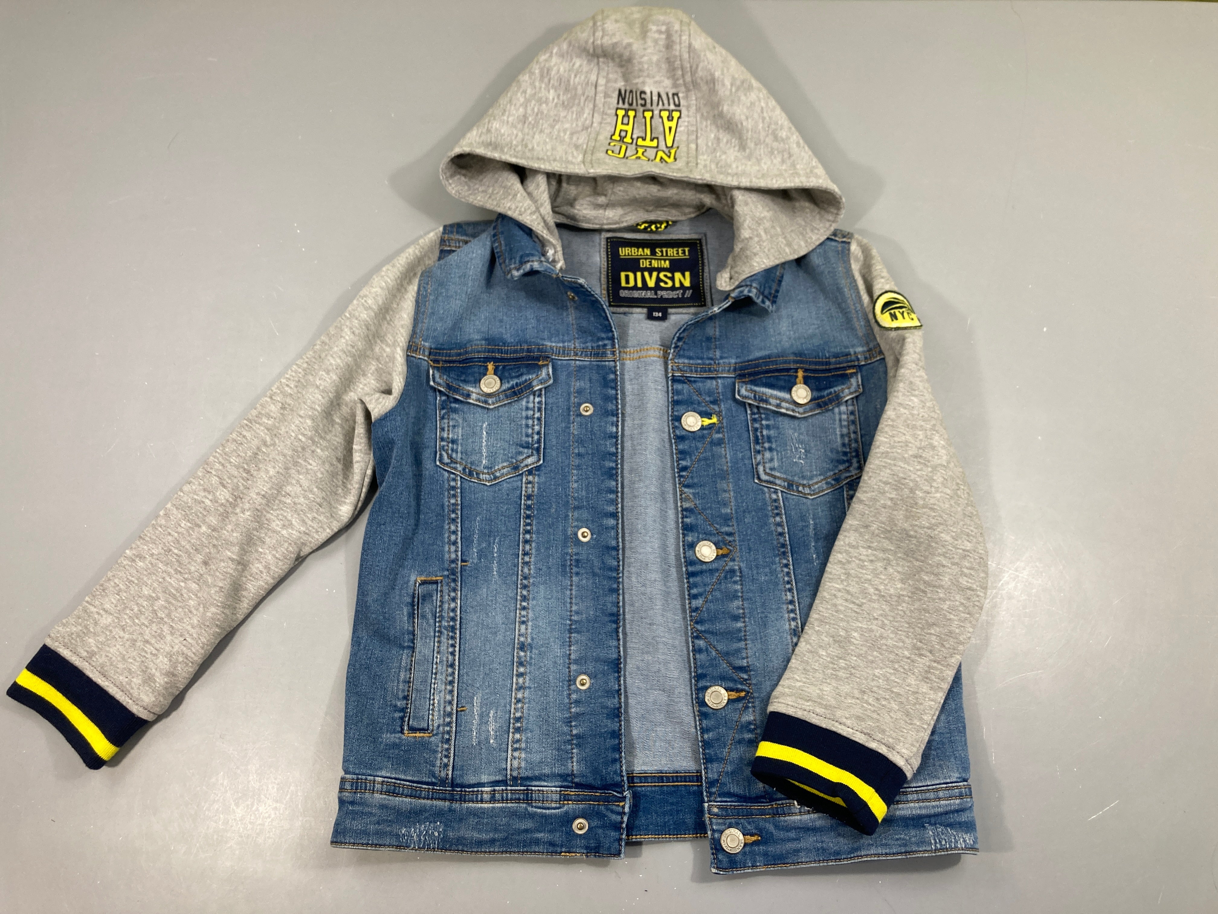 Veste bi-matière jean/molleton à capuche amovible