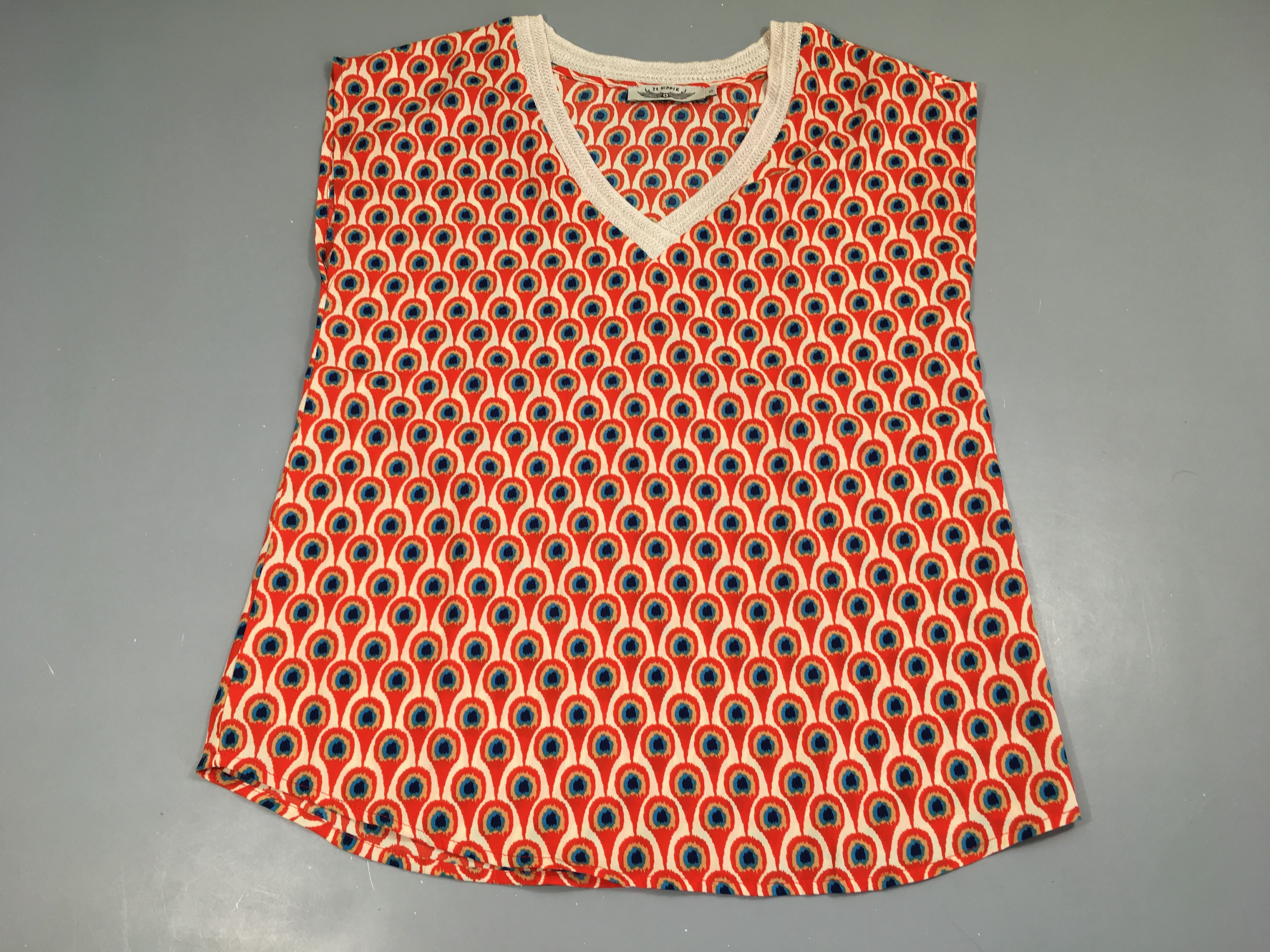 Blouse écru s.m motifs orange -bleu