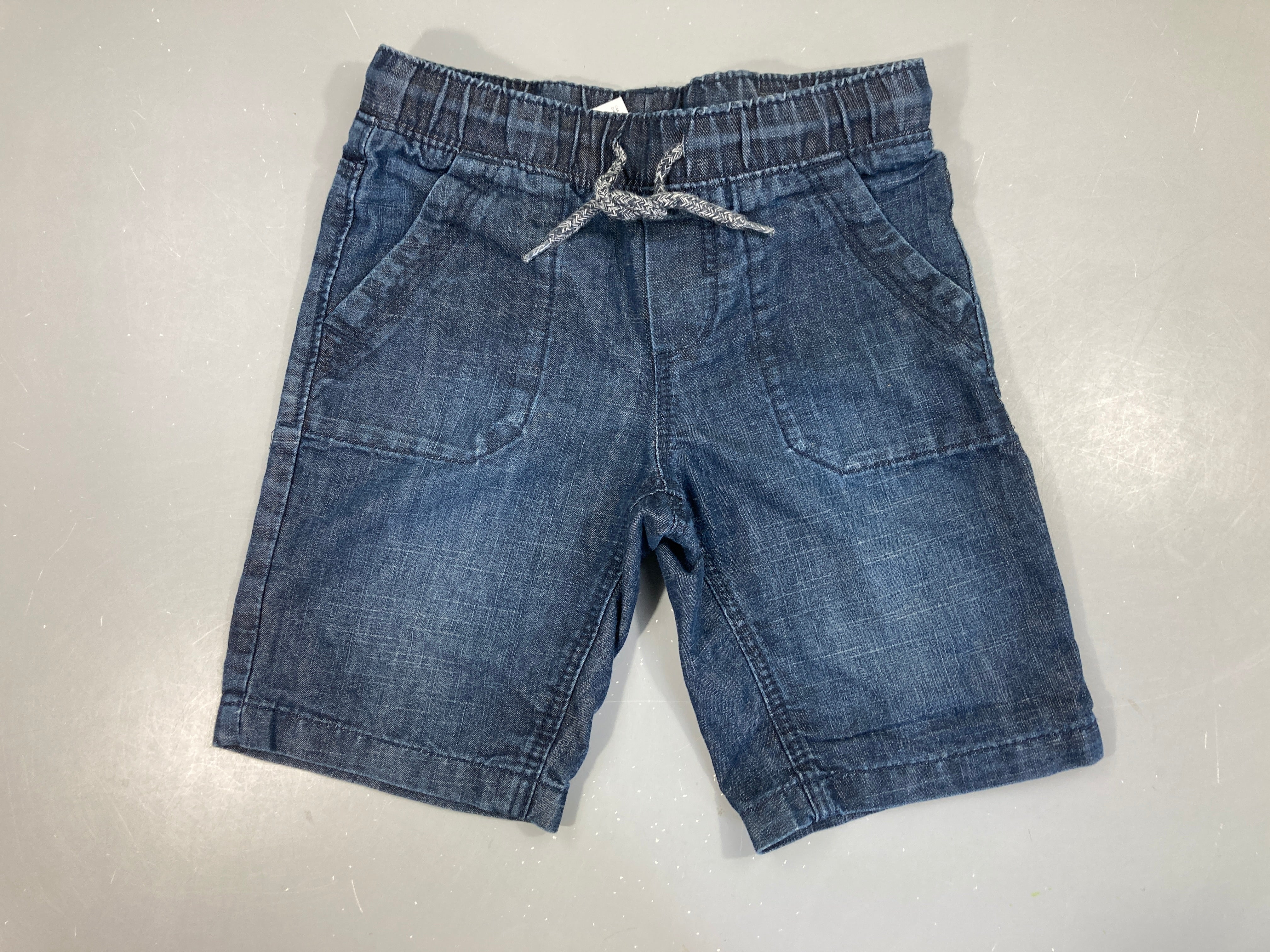 Bermuda denim foncé