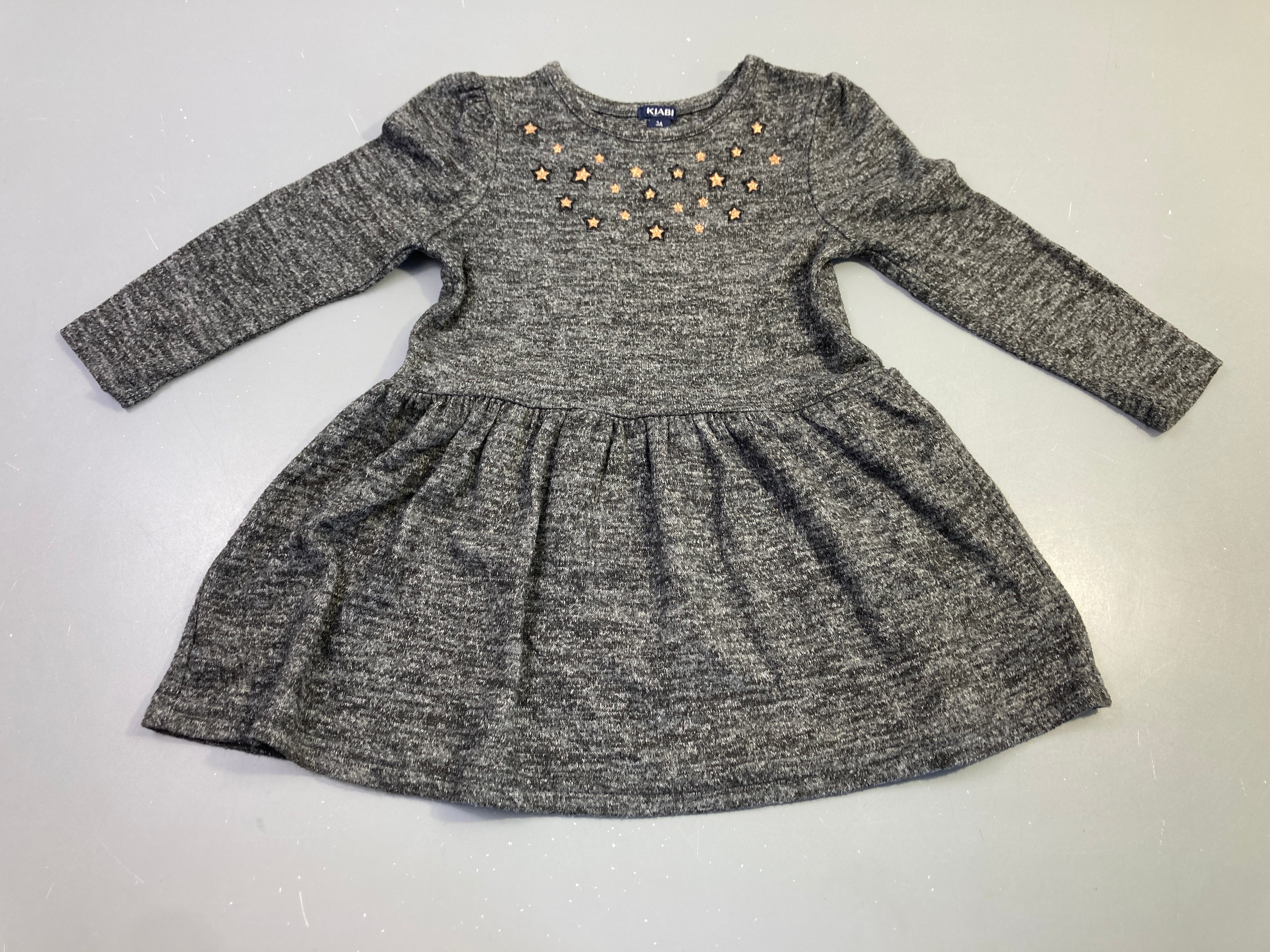 Robe m.l grise chinée étoiles